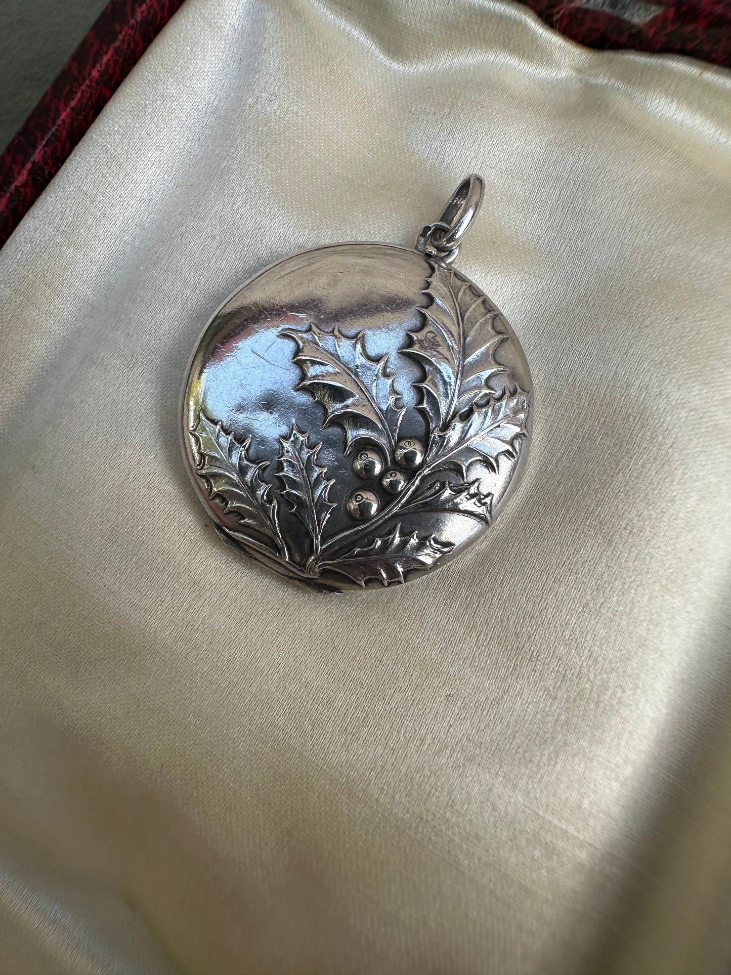 Silver Holly Photo Locket