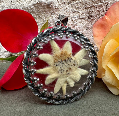 Edelweiss Medallion Pendant