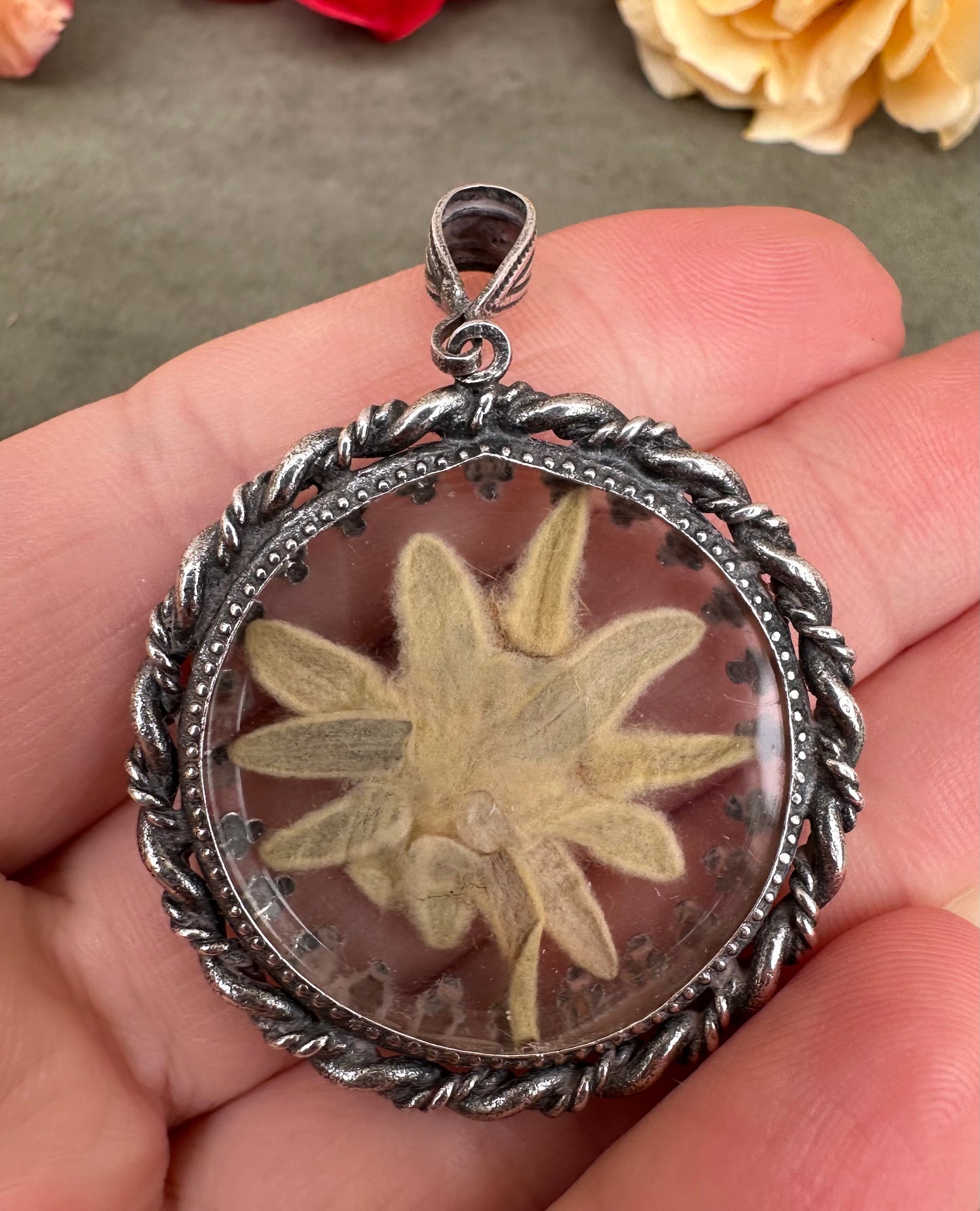 Edelweiss Medallion Pendant