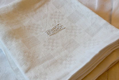 Serviettes Art Déco UB