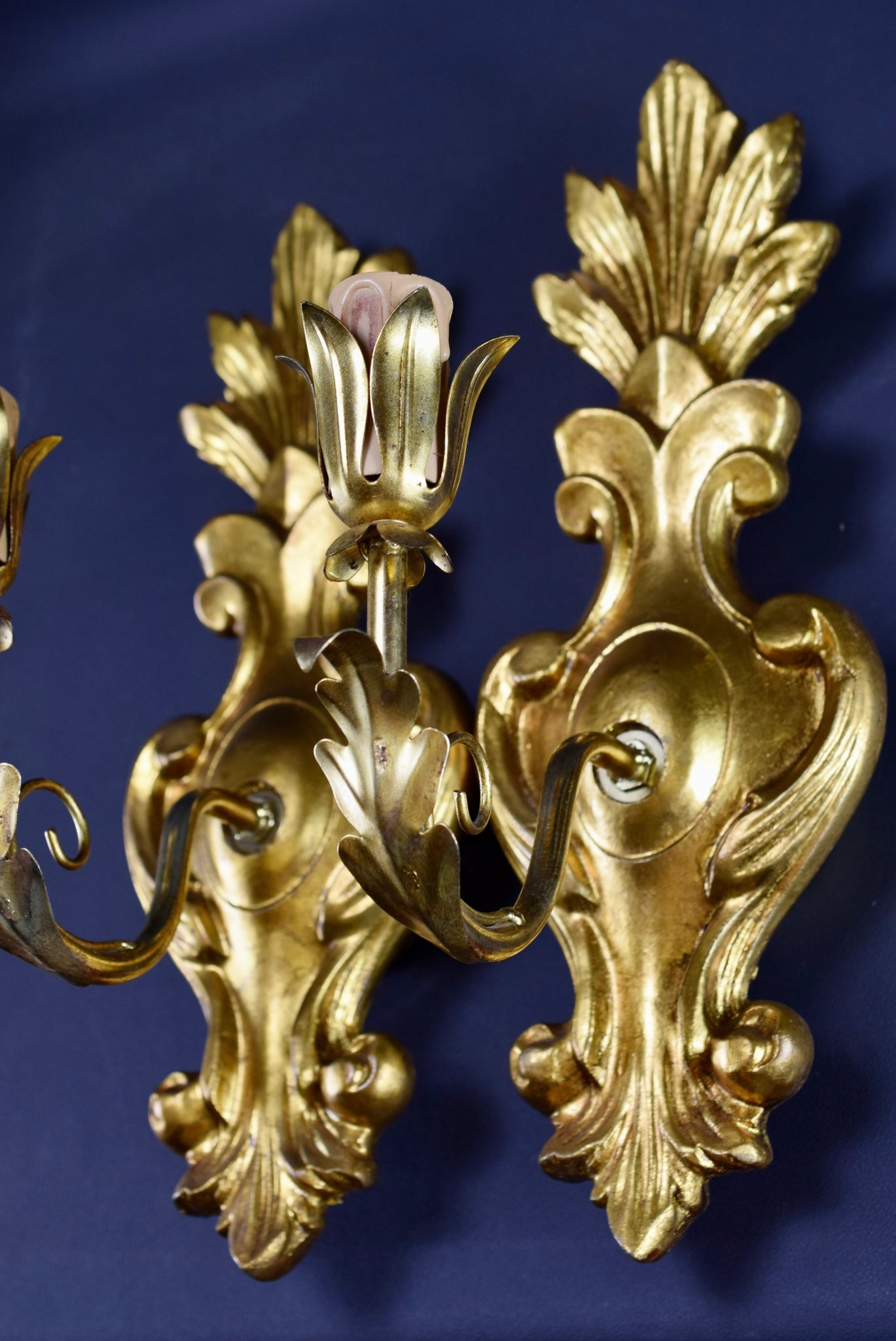 Gilt Wood Pair of Wall Sconces