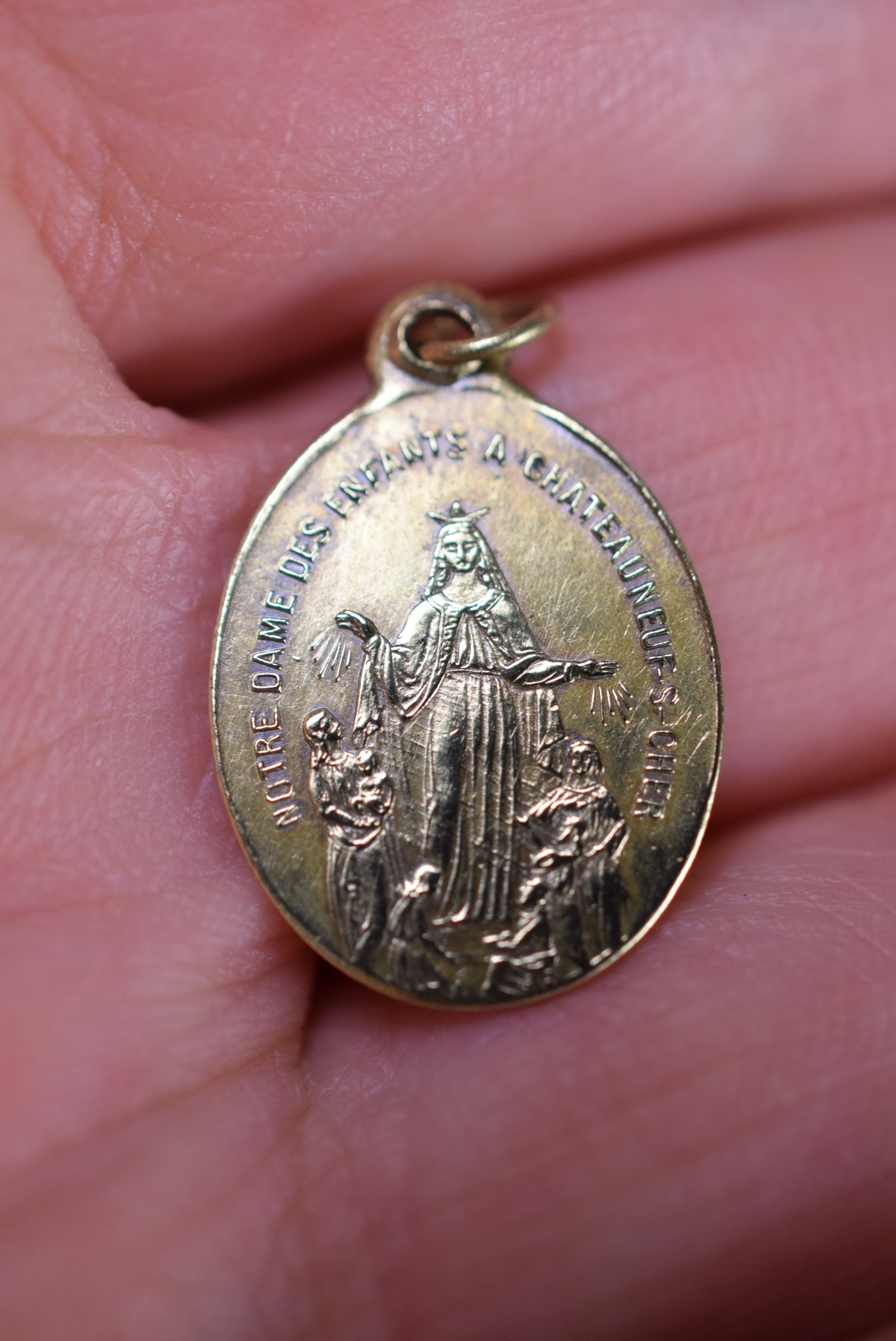 Notre Dame des Enfants Medal