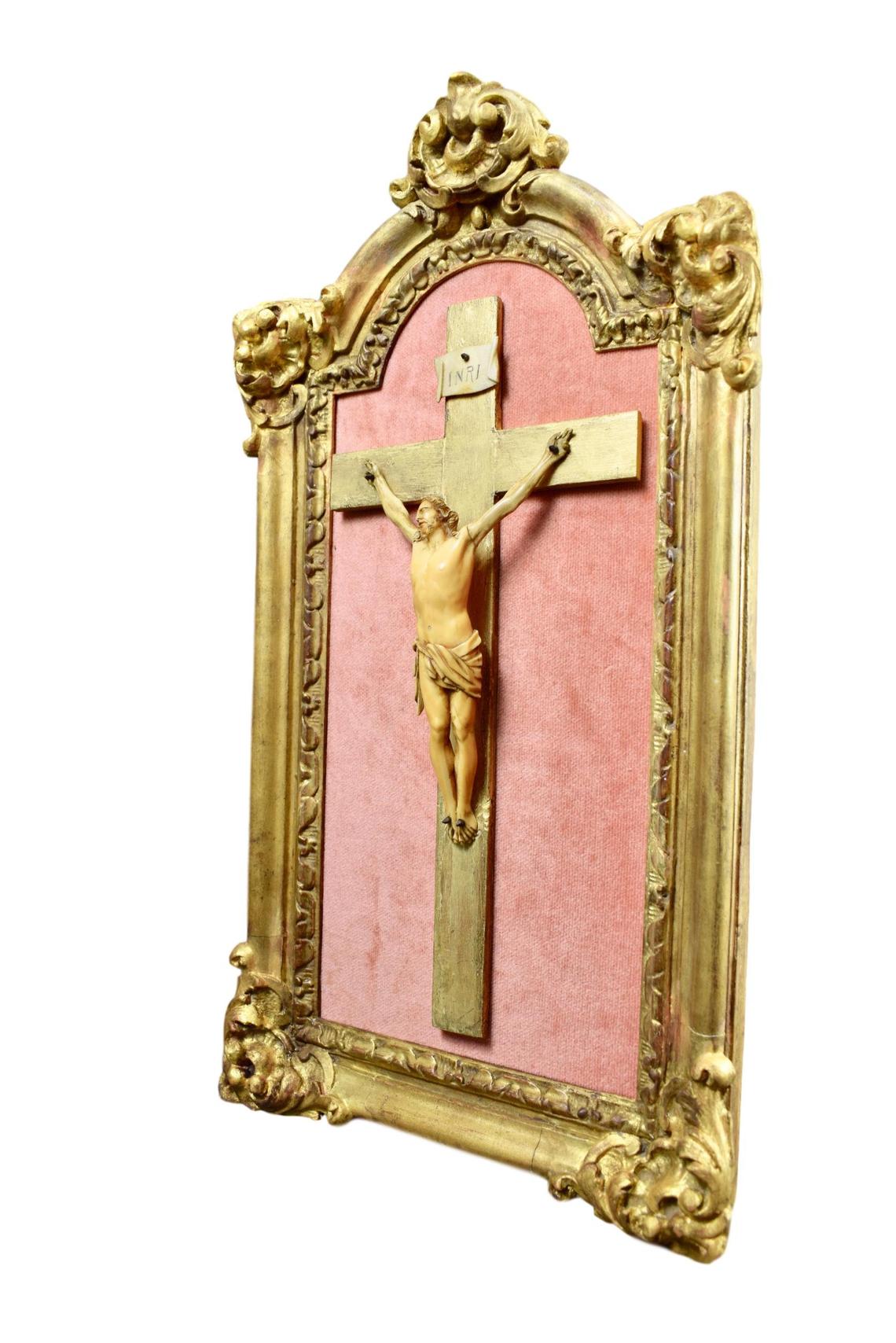 18th.C Antique Carved Ivory Crucifix