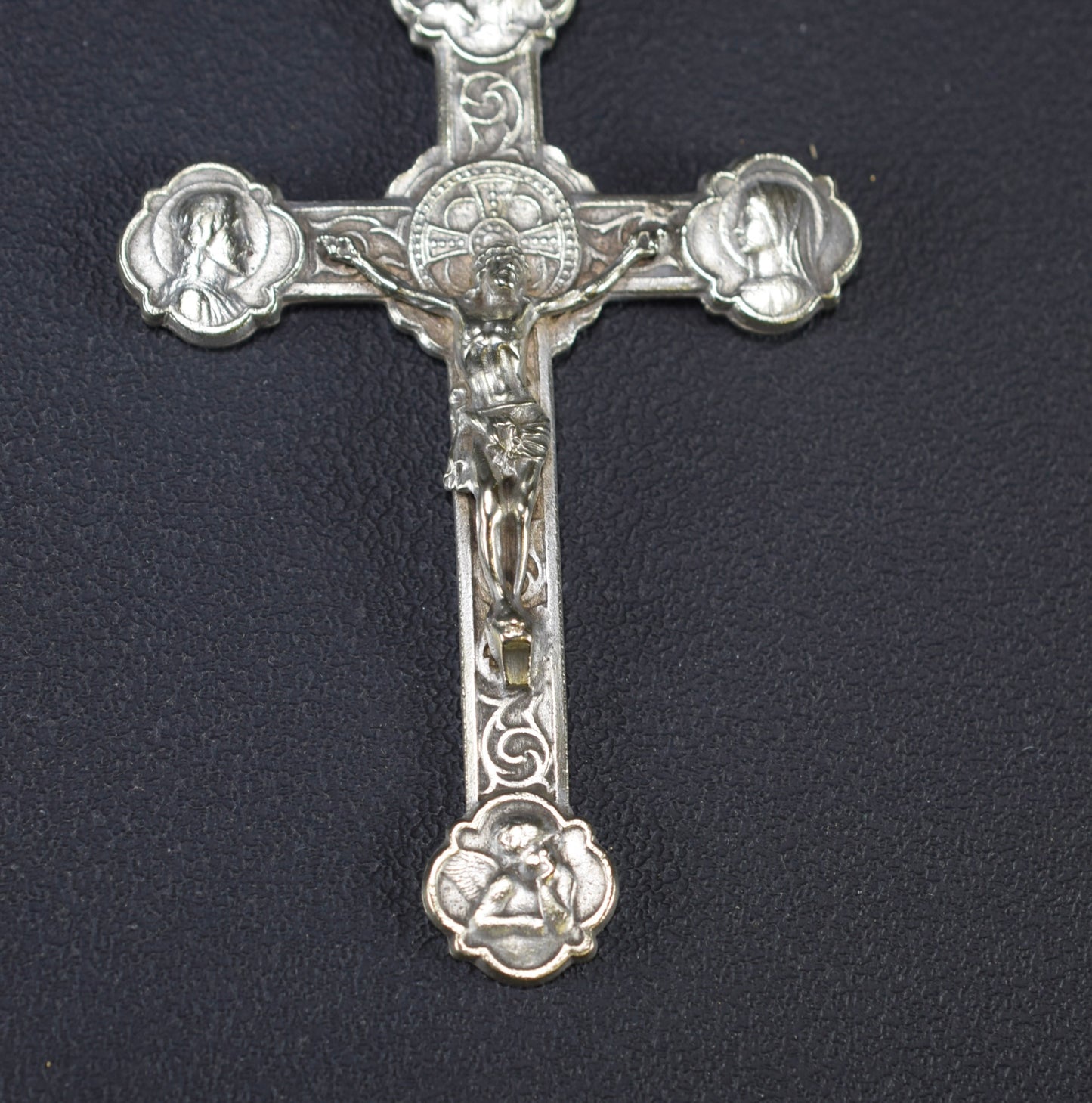 Crucifix pectoral vintage Roma