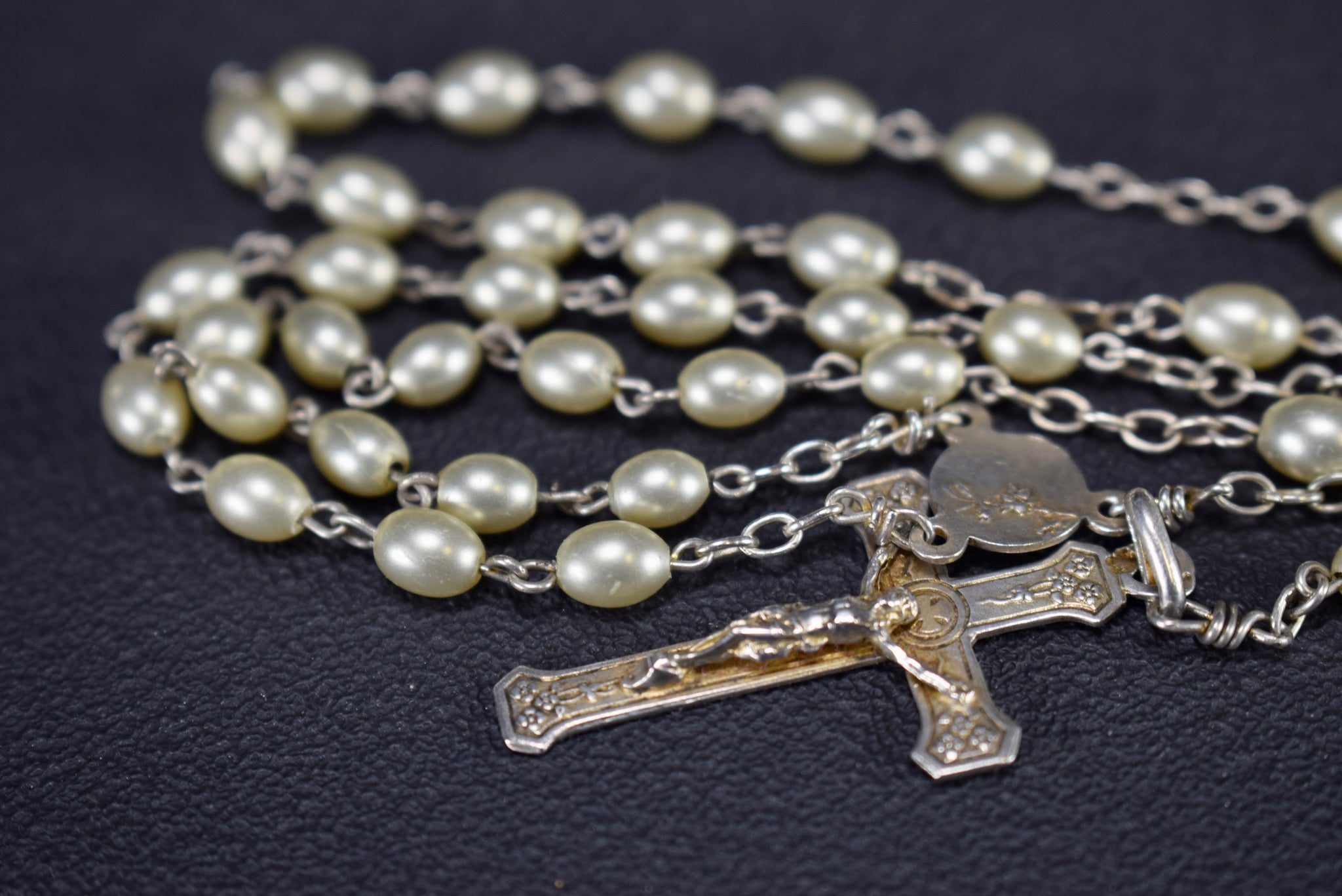 Cultured Pearl Rosary