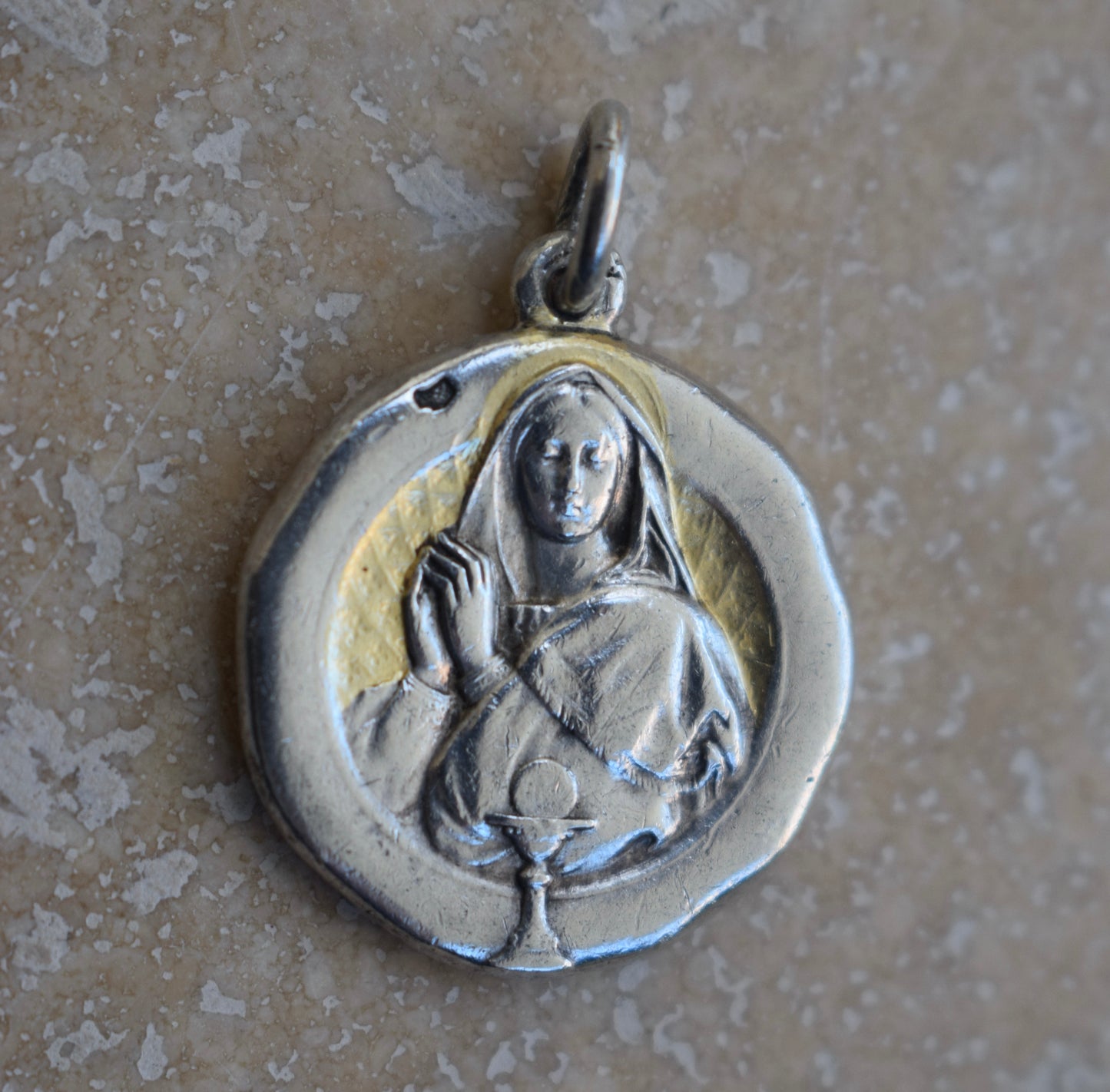 Médaille de communion Art Nouveau avec Marie