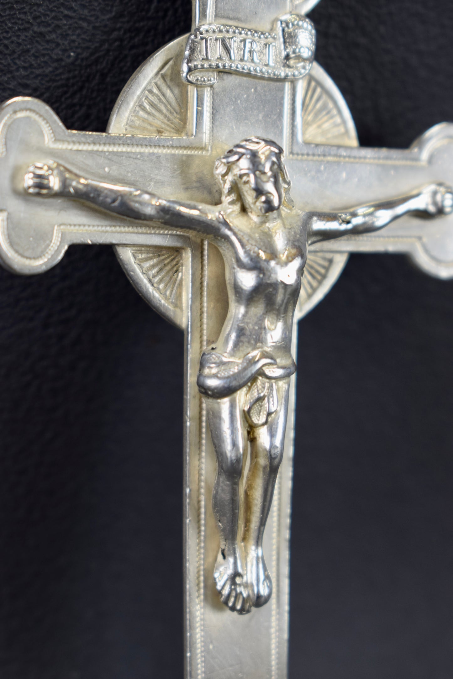 Crucifix en Argent Massif par A Chertier
