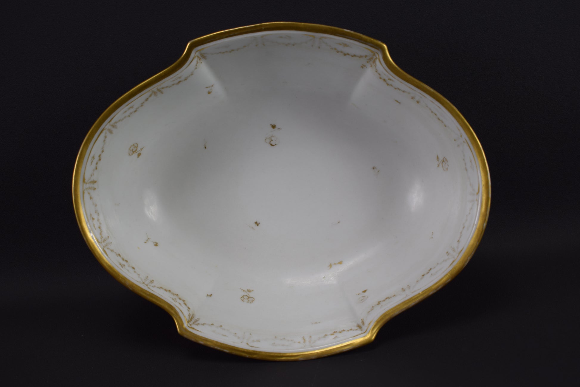 Porcelain of Paris Dish - Charmantiques