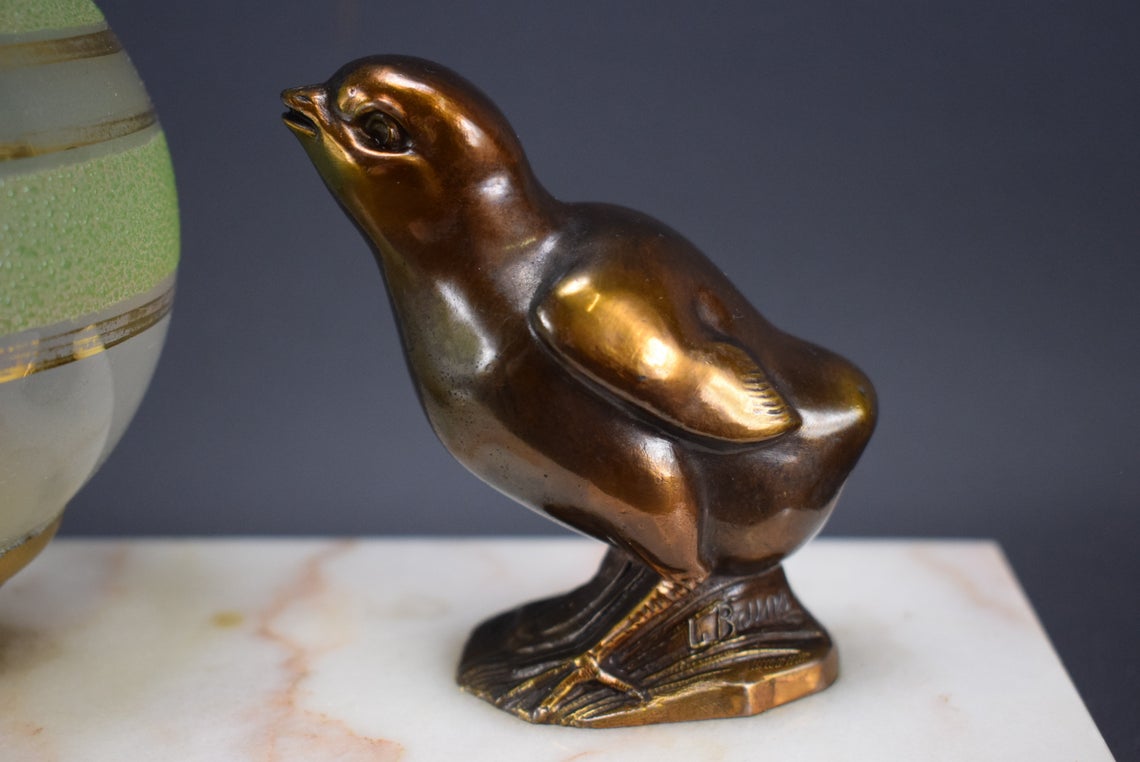 Art Deco Chick Bedside Lamp - Charmantiques