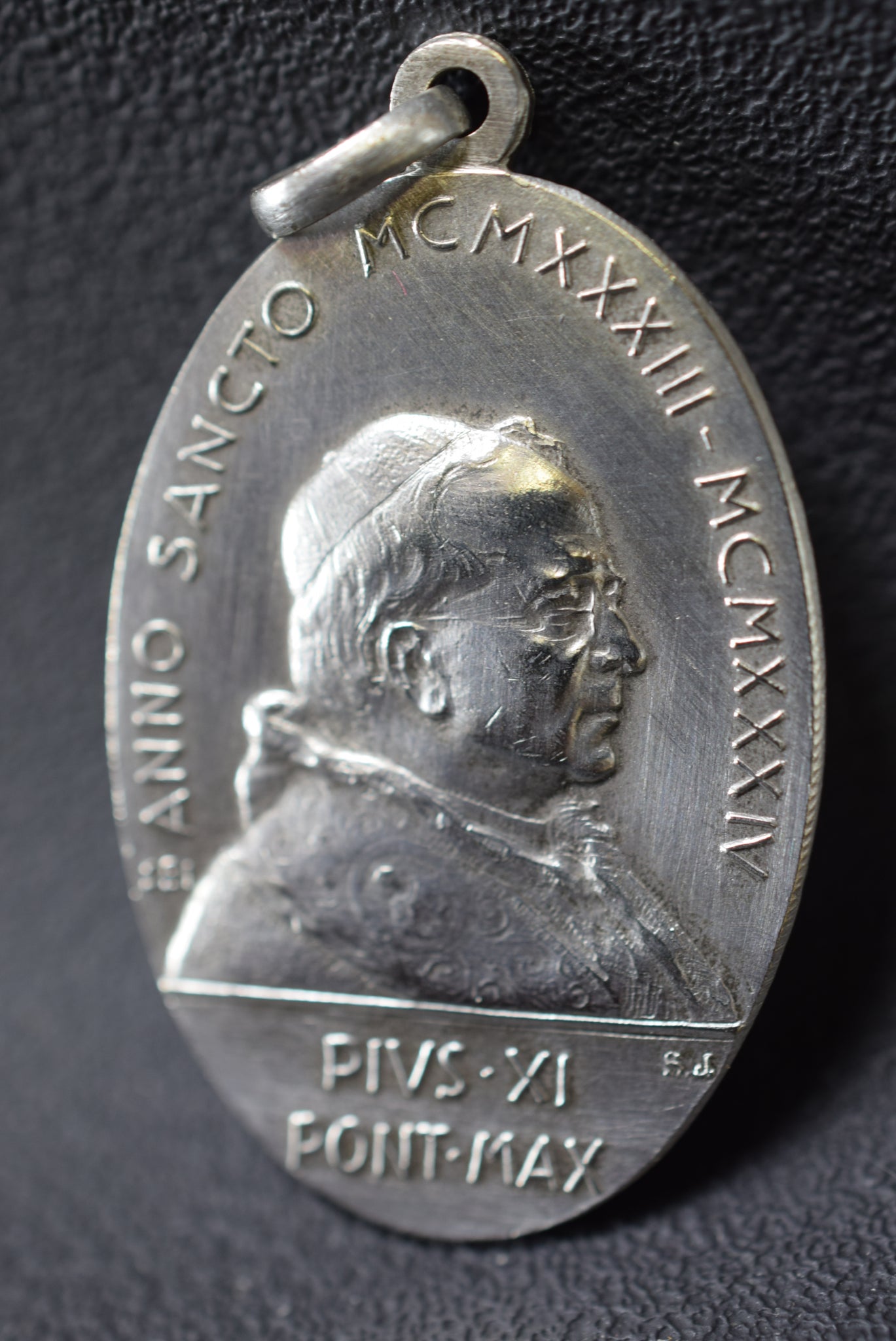 Pope XI Holy Years Medal