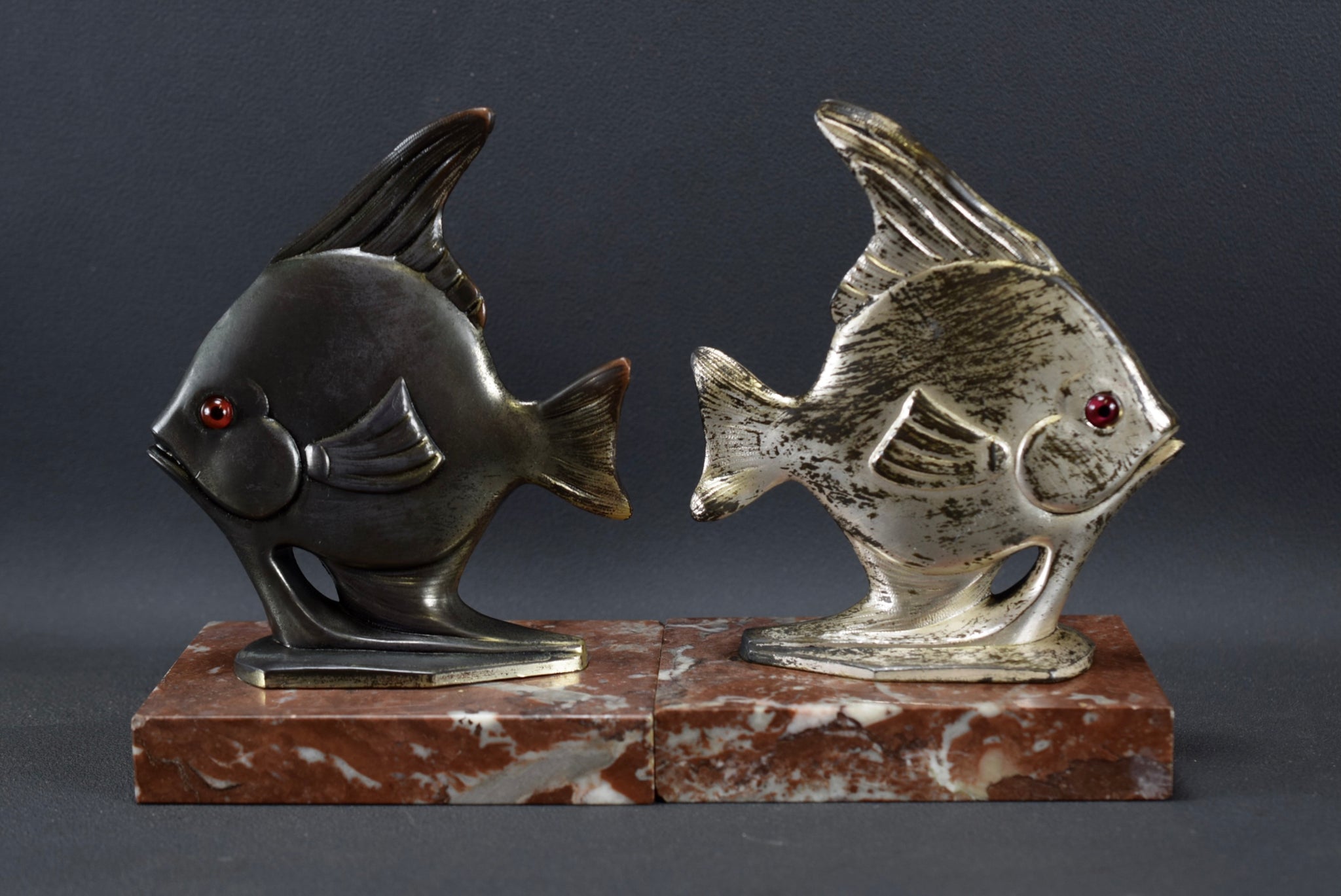 French Art Deco Pair of Fish Bookends with Glass Eyes – Charmantiques