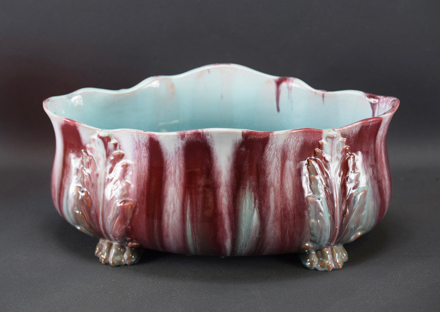 Jardinière en poterie émaillée