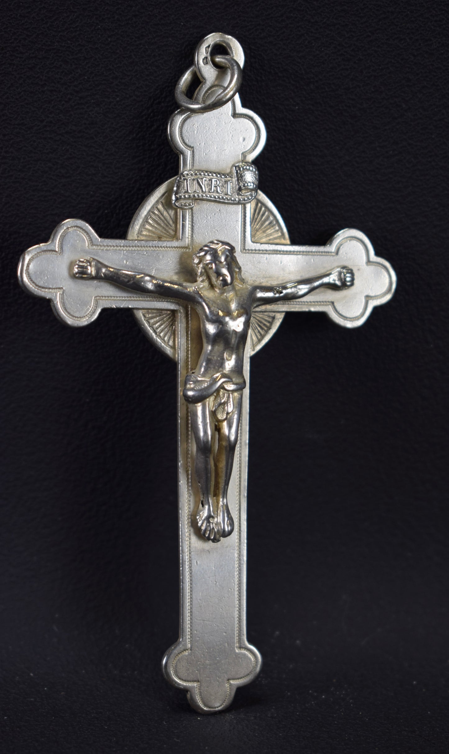 Crucifix en Argent Massif par A Chertier