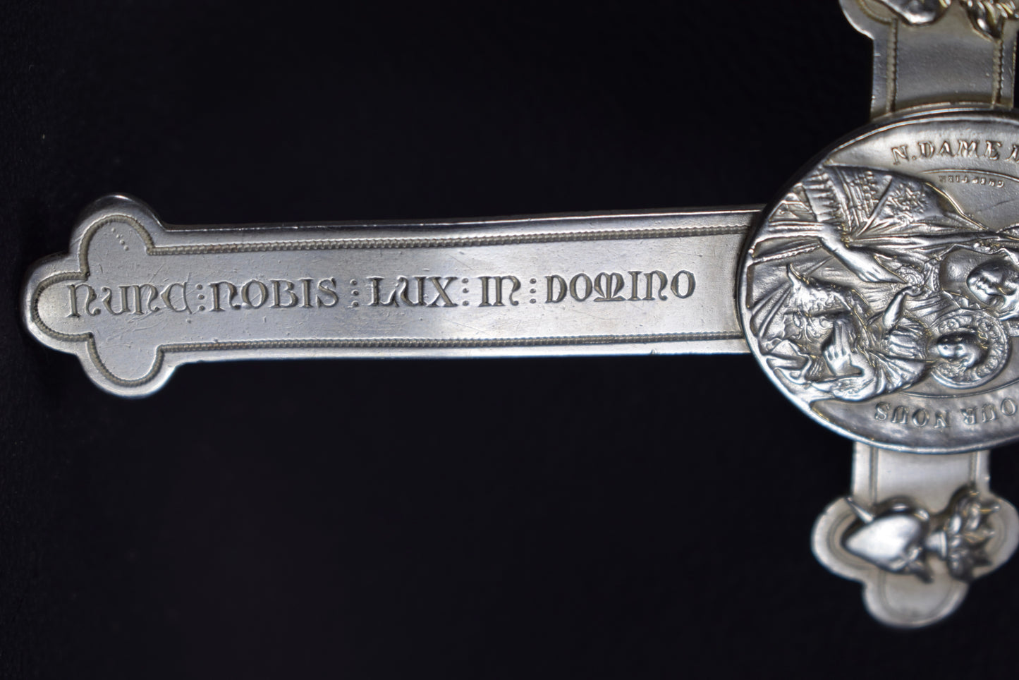 Crucifix en Argent Massif par A Chertier