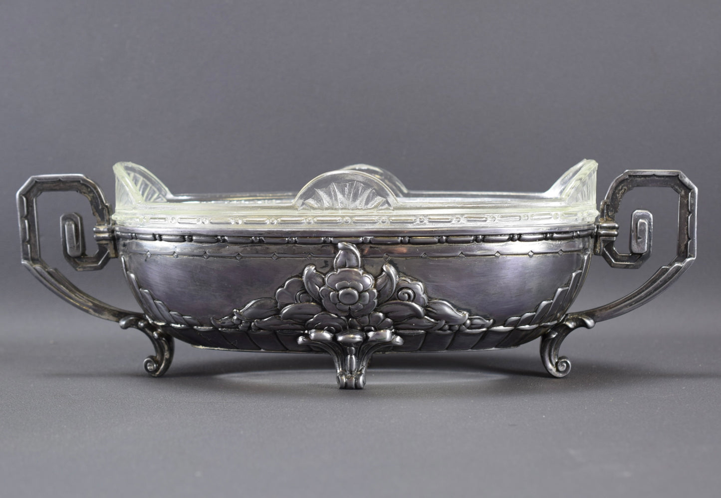 Art Deco Jardiniere Dilecta