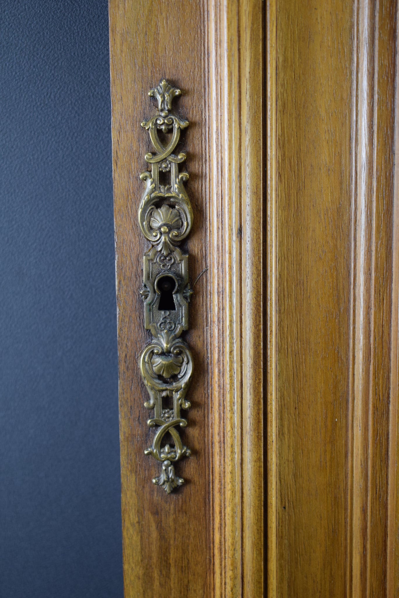 Large Hand Carved Wood Cupboard Door Couple