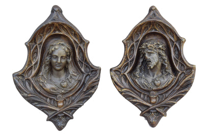 Sacred Heart Medallion - Charmantiques