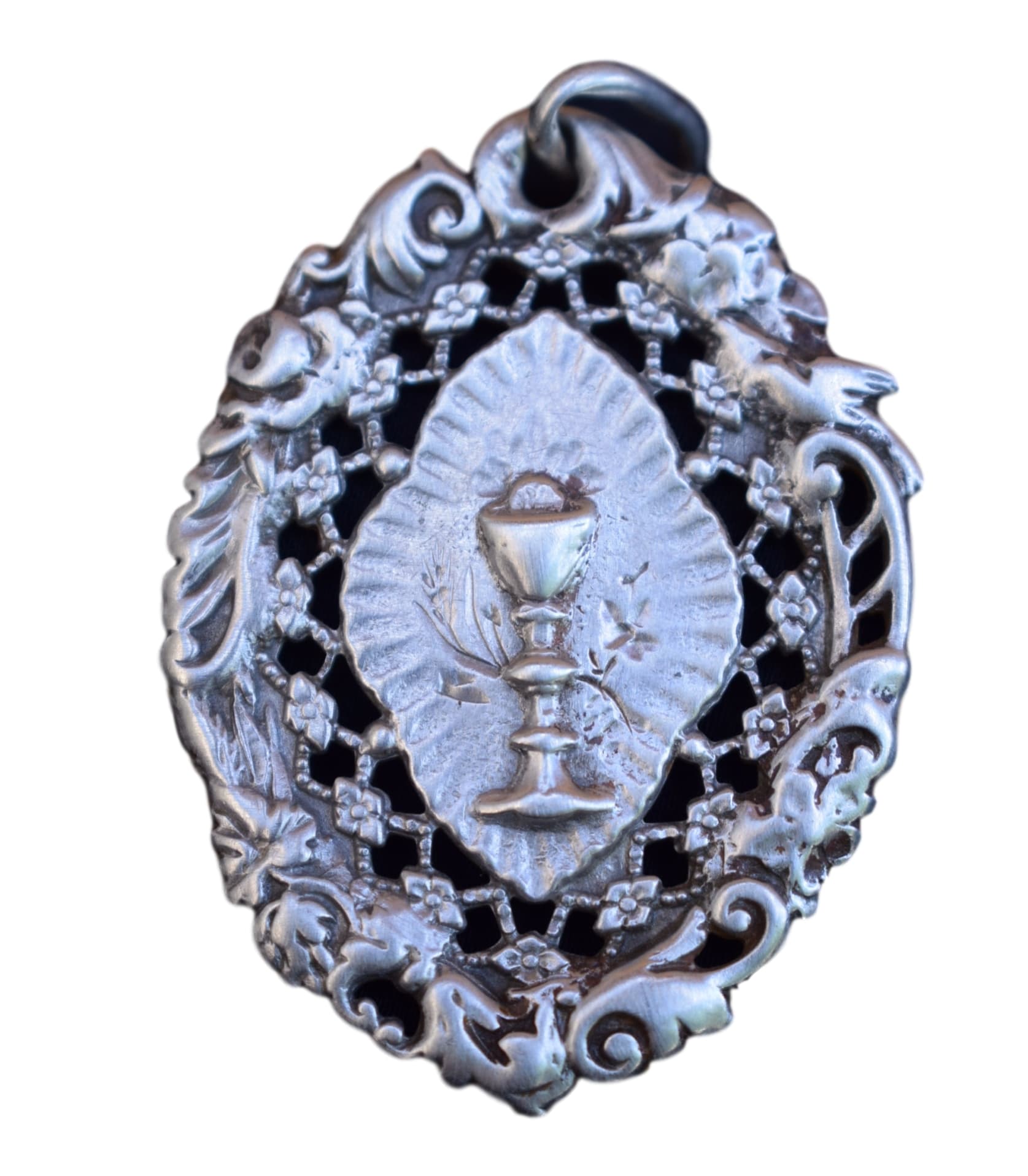 Communion Medal - Charmantiques