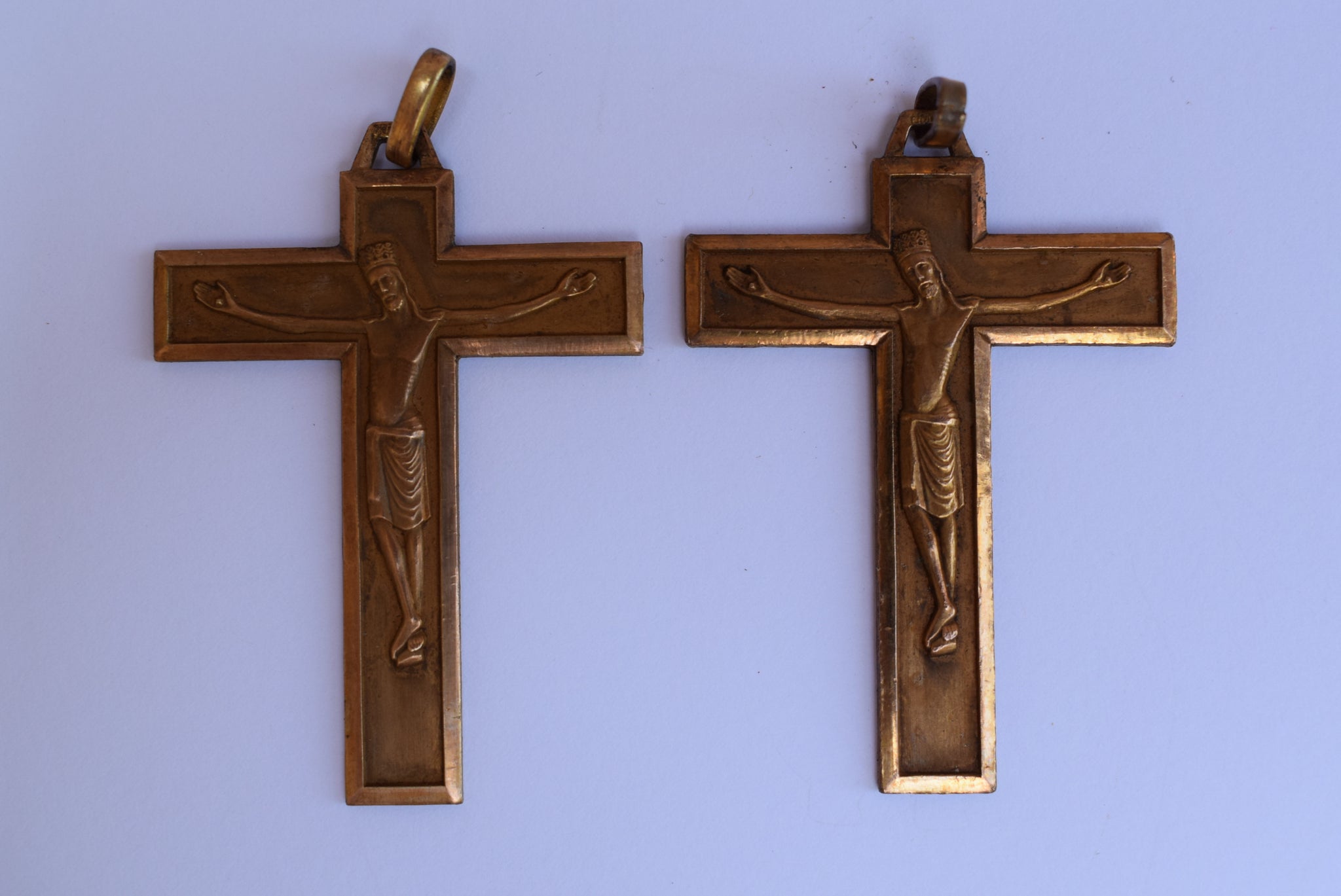 Crowned Jesus Pectoral Cross - Charmantiques