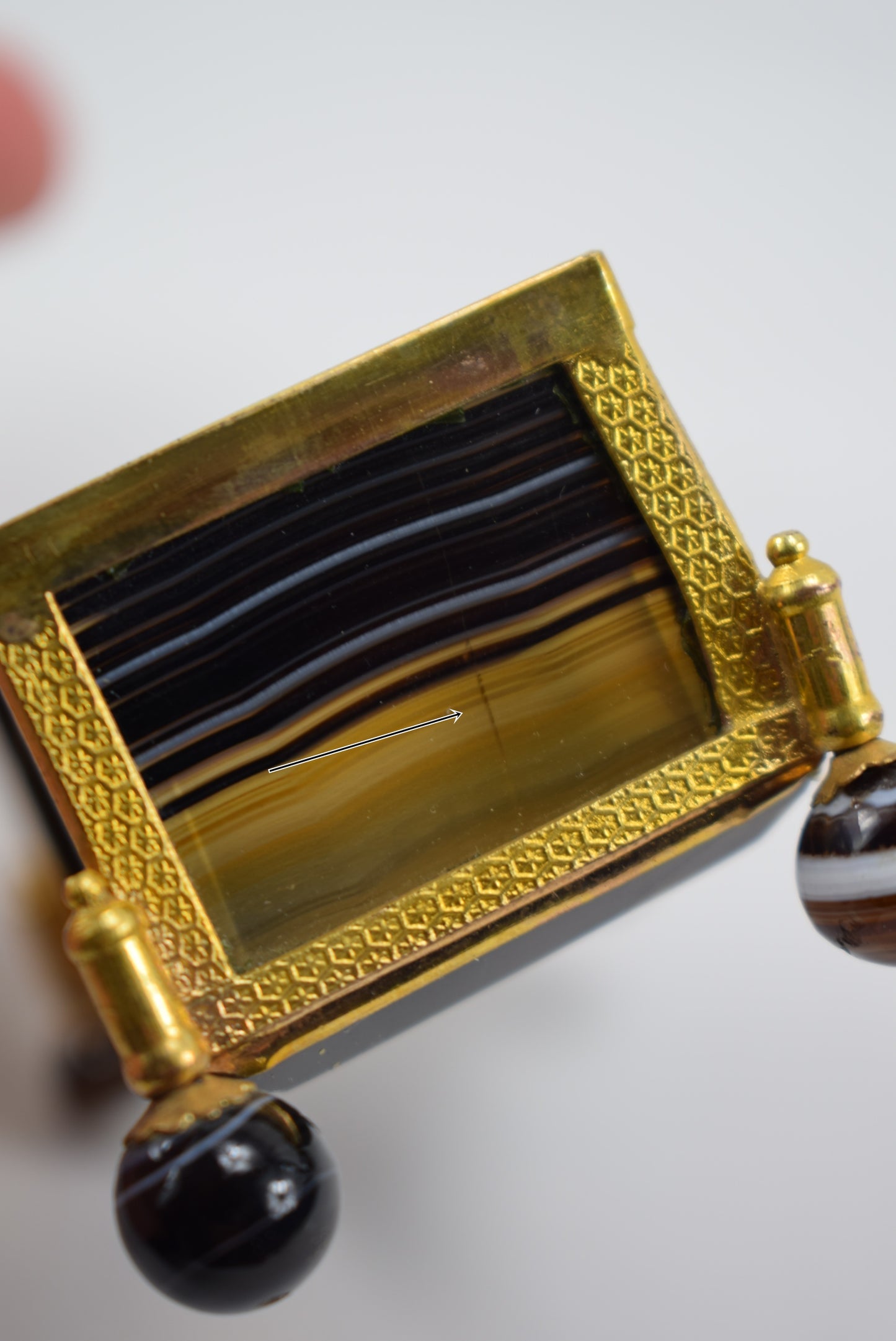 Brown Agate Box - Charmantiques