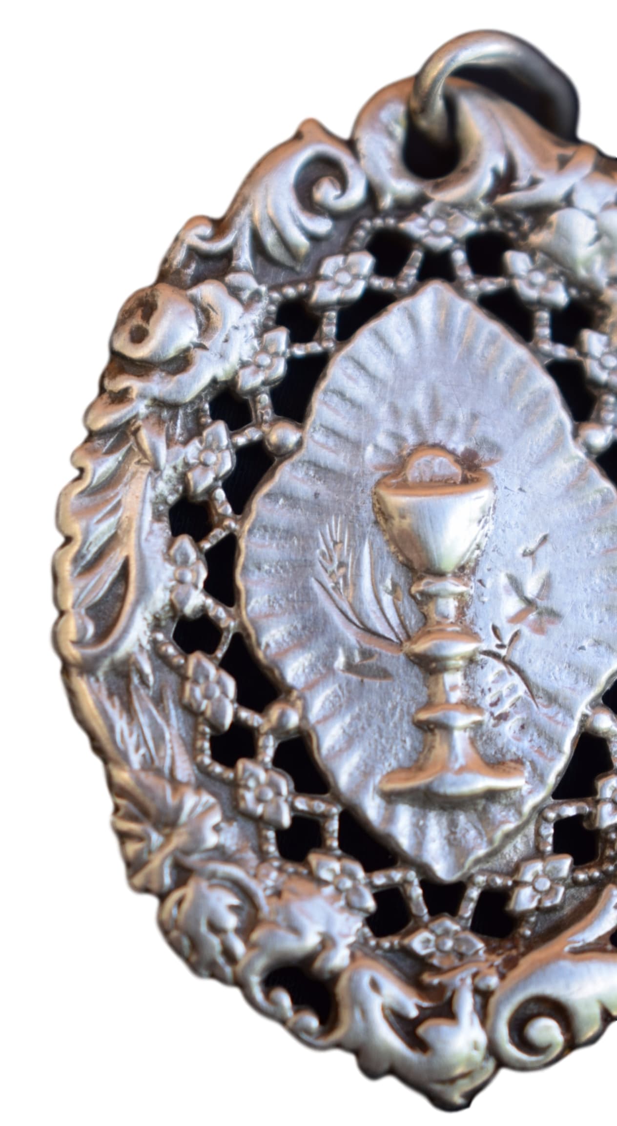 Communion Medal - Charmantiques