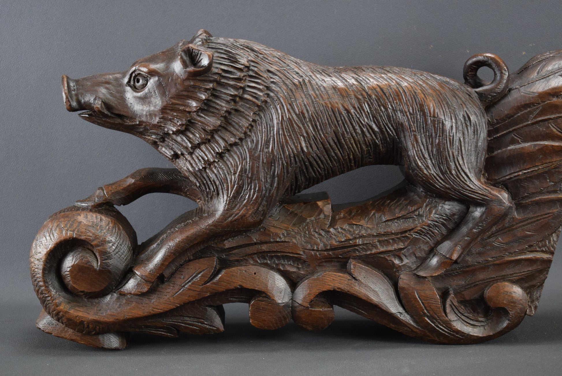 Black Forest Wild Boar Sculpture - Charmantiques