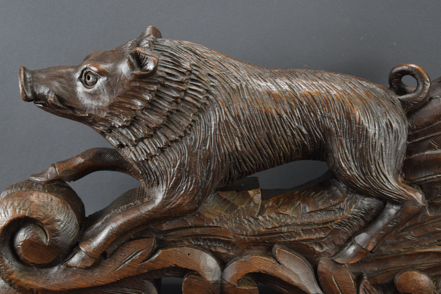 Black Forest Wild Boar Sculpture - Charmantiques