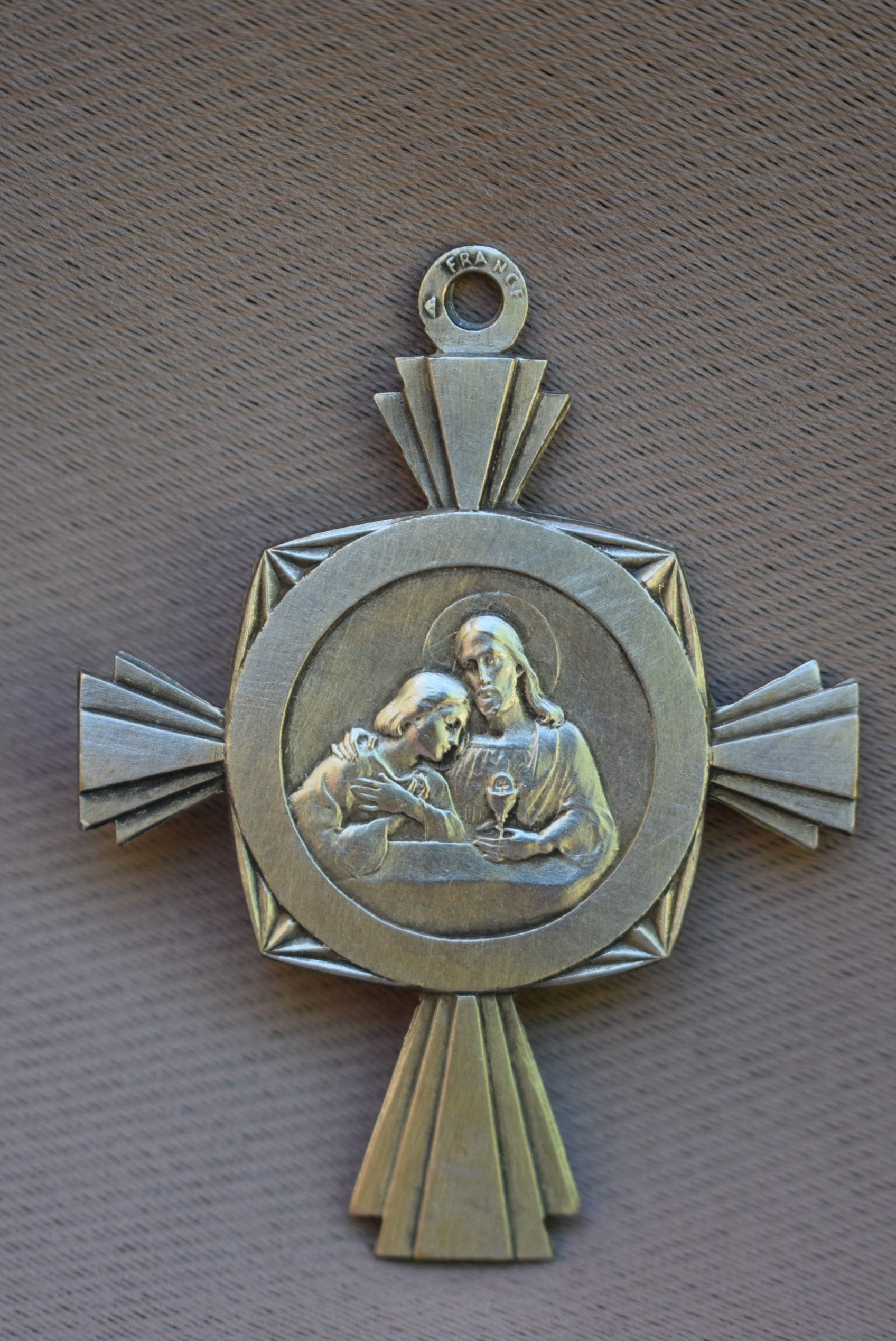 Cross Communion Medal - Charmantiques