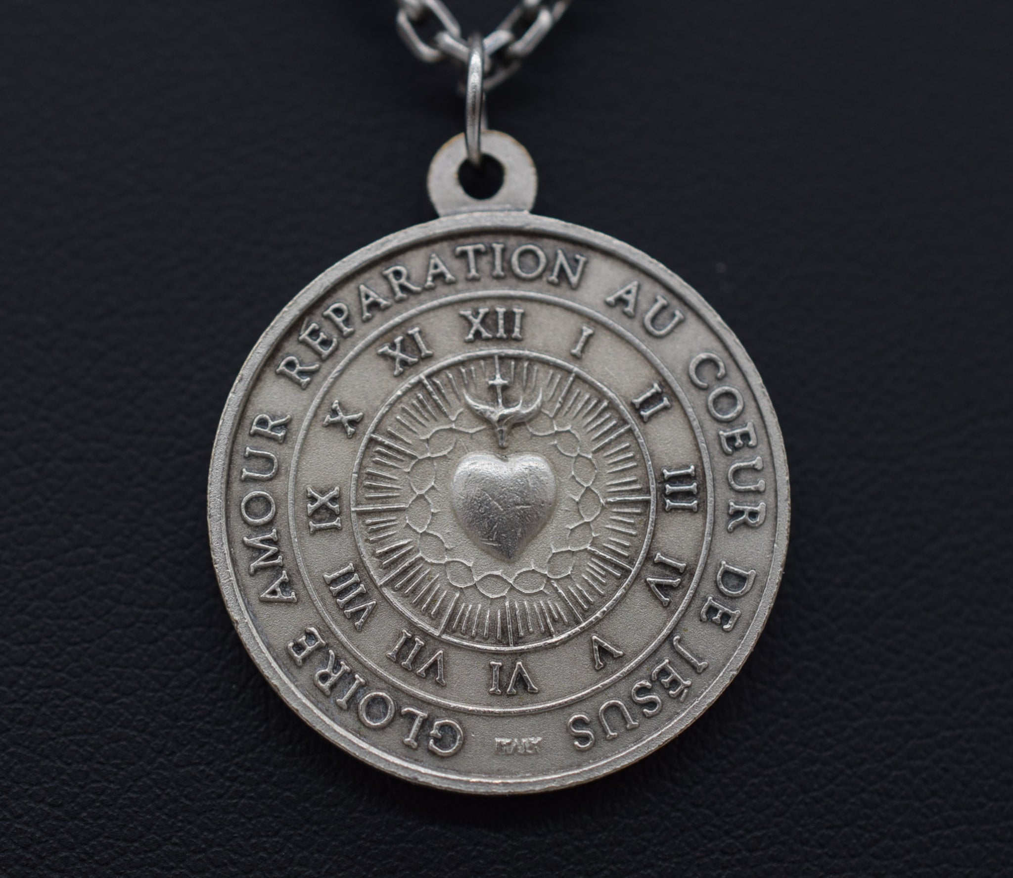 Vintage Sacred Heart of Jesus Medal Love ! Glory ! Pendant