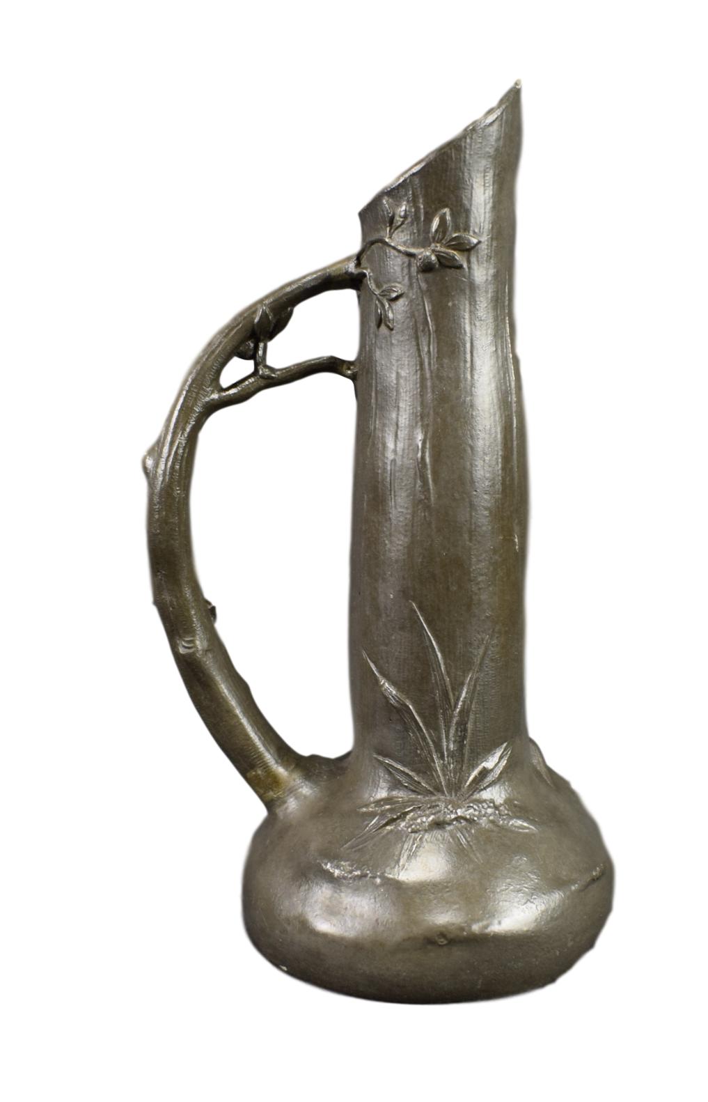 Art Nouveau Vase Hering - Charmantiques