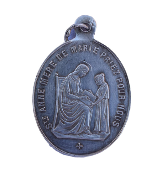 Saint Ann Medal - Charmantiques