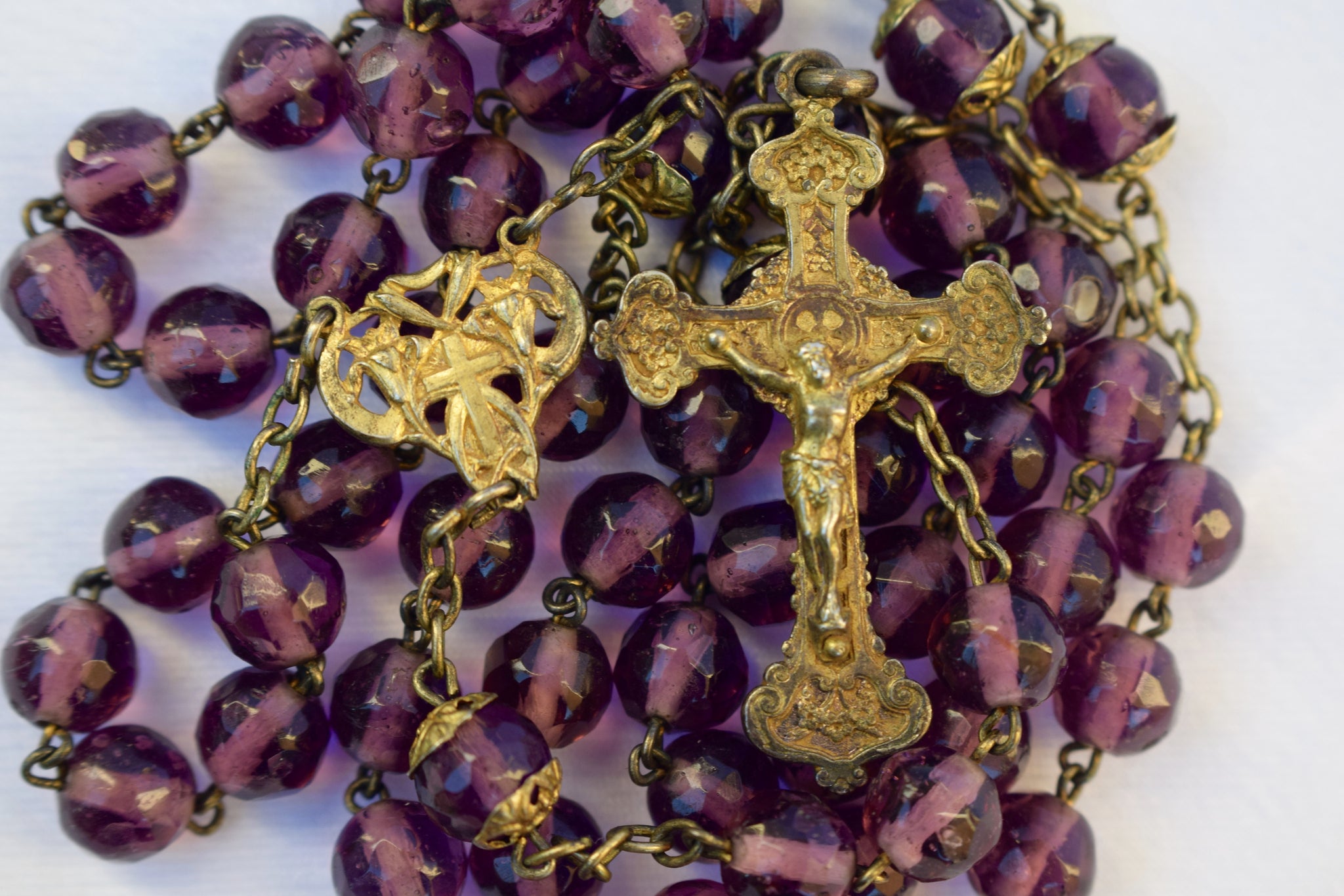 Art Nouveau Rosary - Charmantiques
