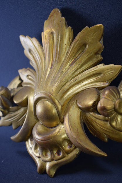 Gilt Wood Pediment - Charmantiques