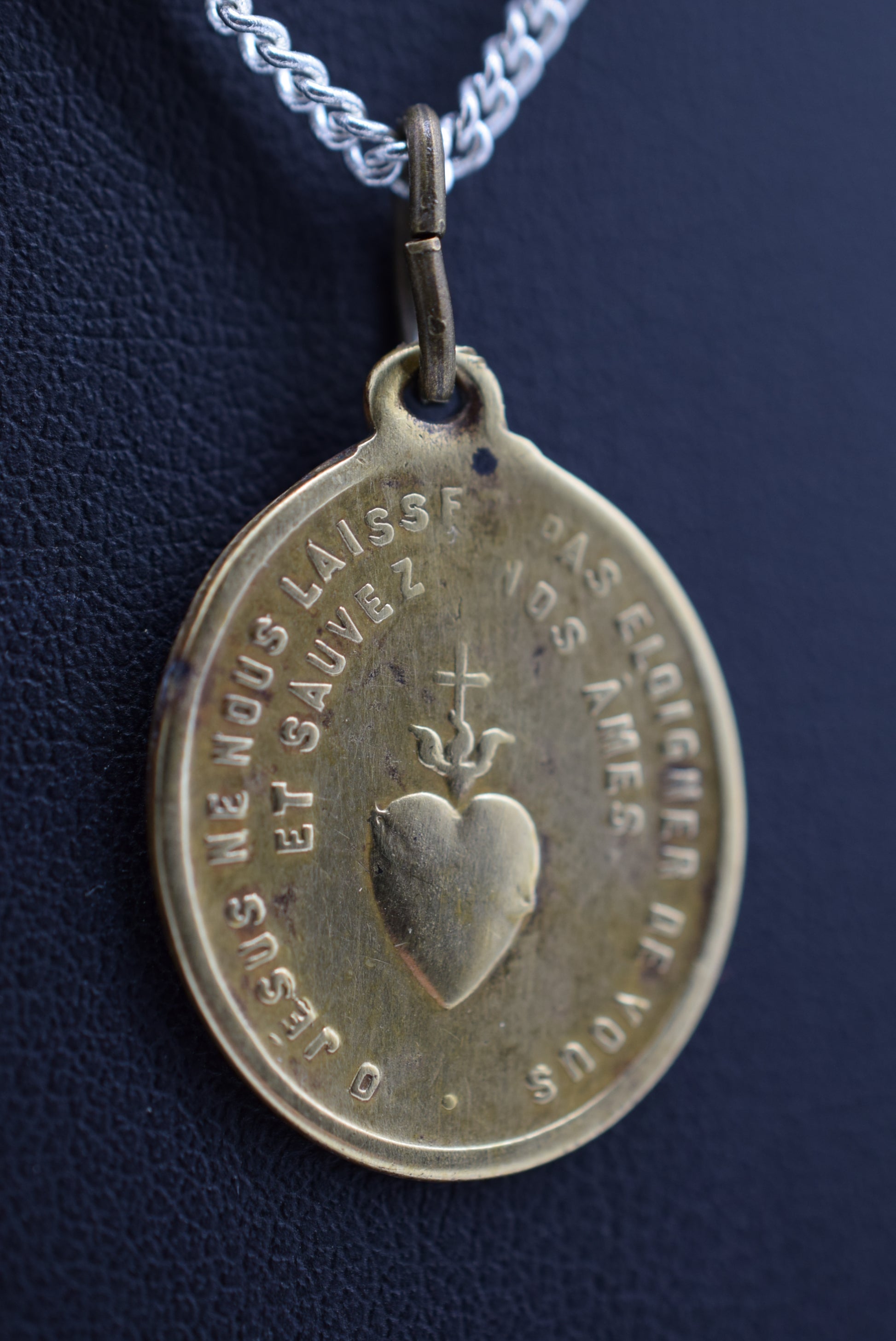 Matthew Gospel 19:14 Pendant Jesus and Children Medal