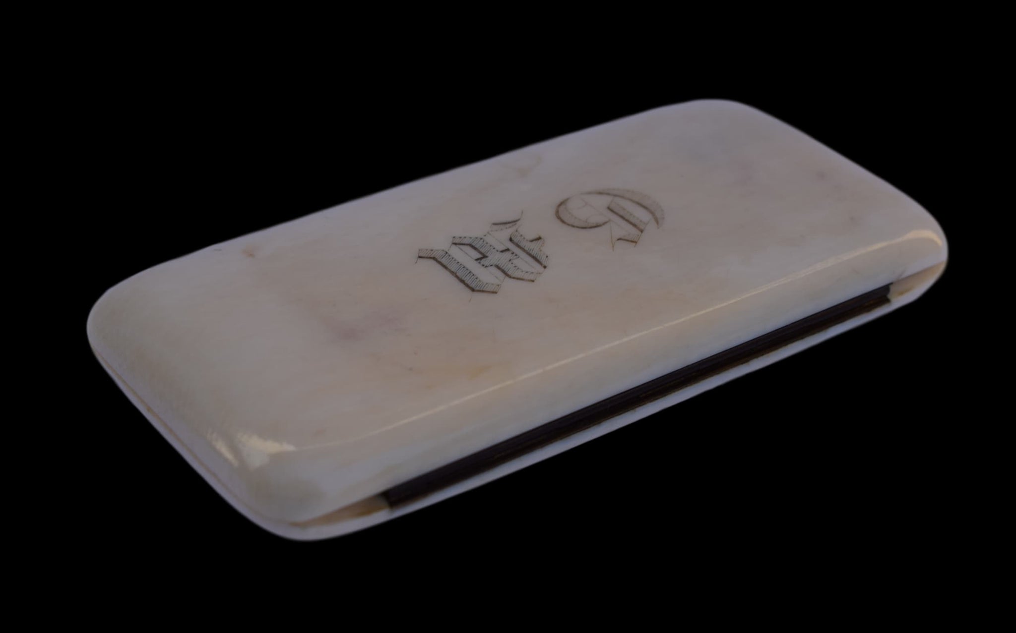 Ivory Sewing Case - Charmantiques