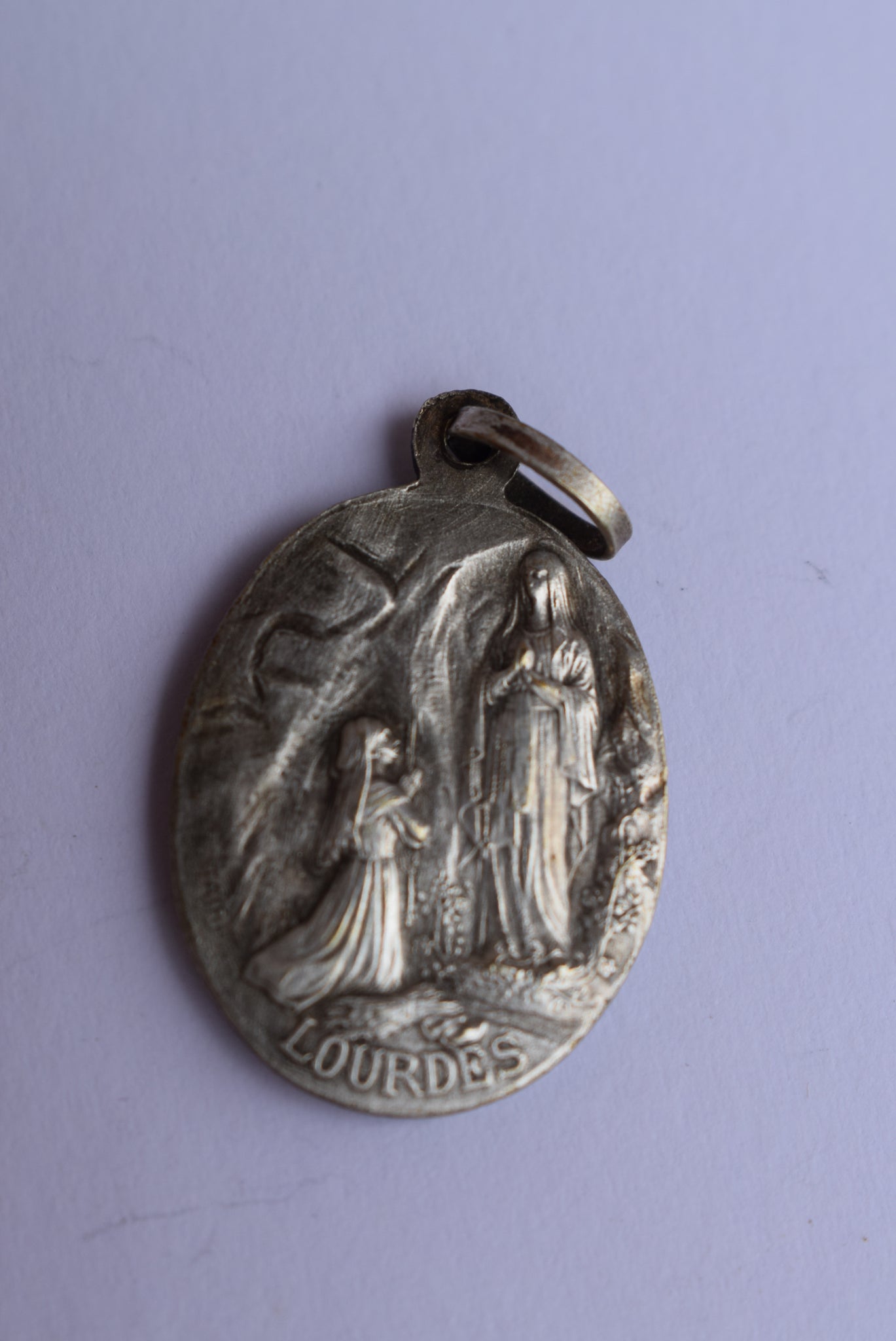 Escuedro Mary Medal - Charmantiques