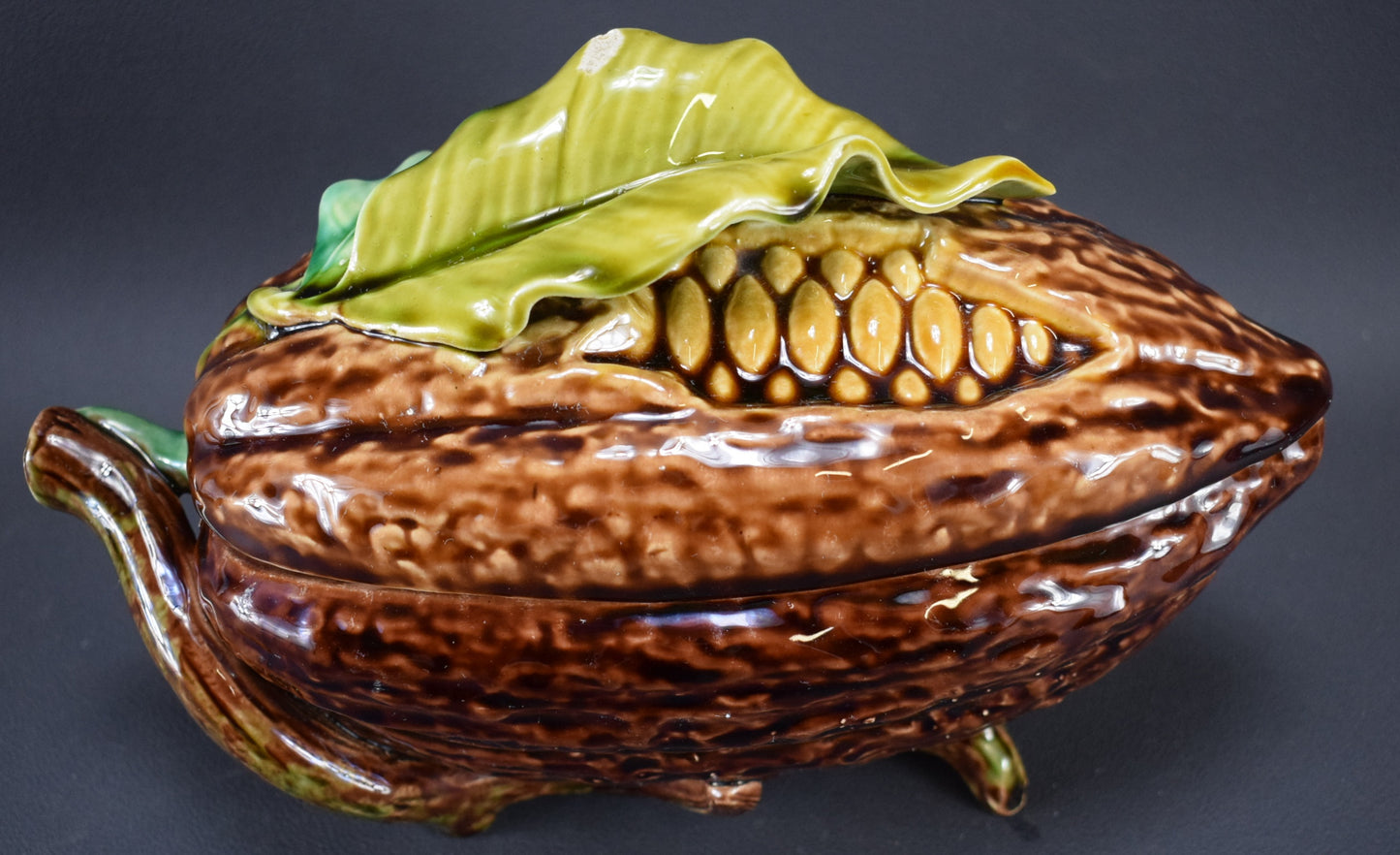 Coco Bean Majolica - Charmantiques