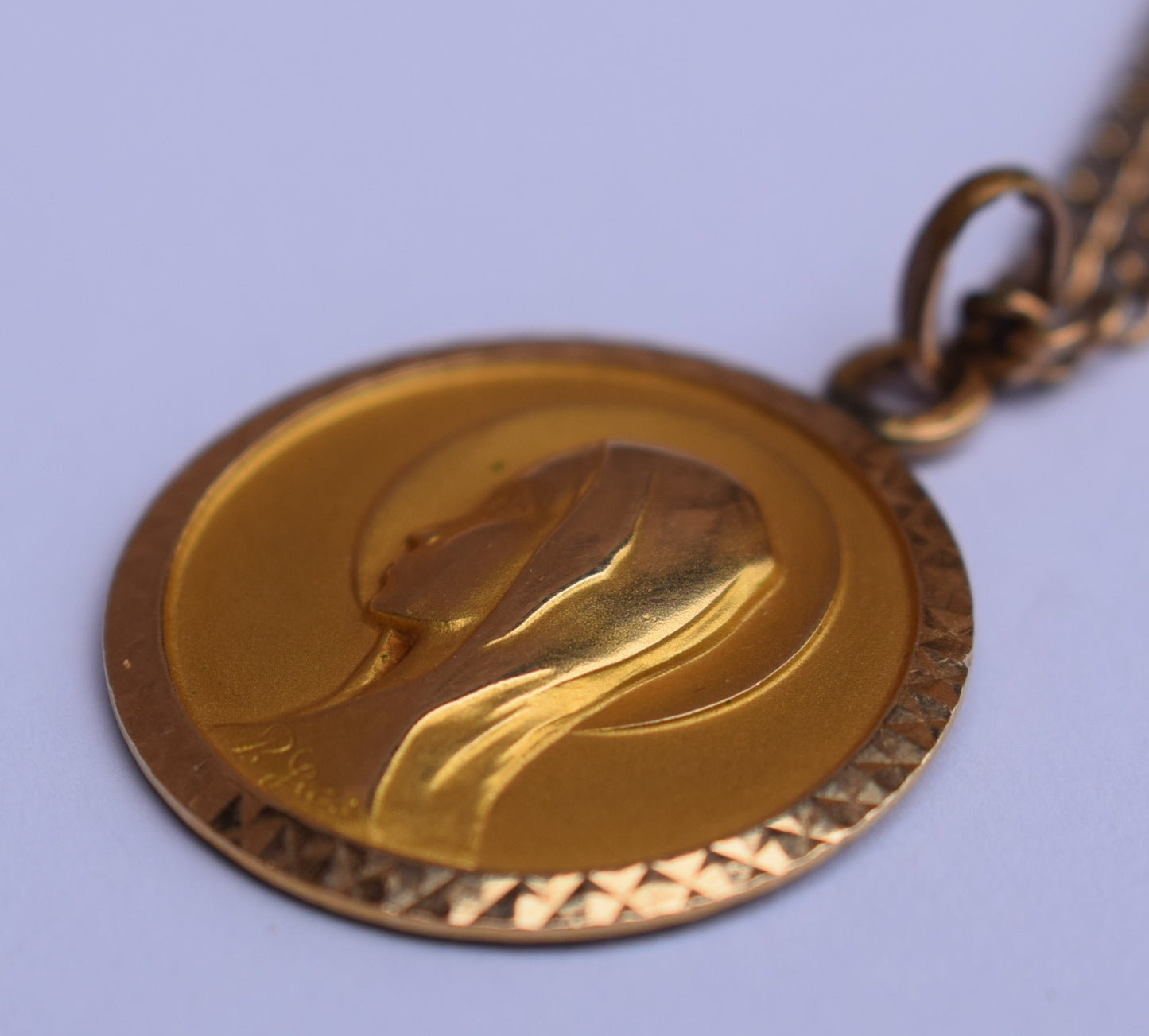 Mid Century Gold Medal - Charmantiques