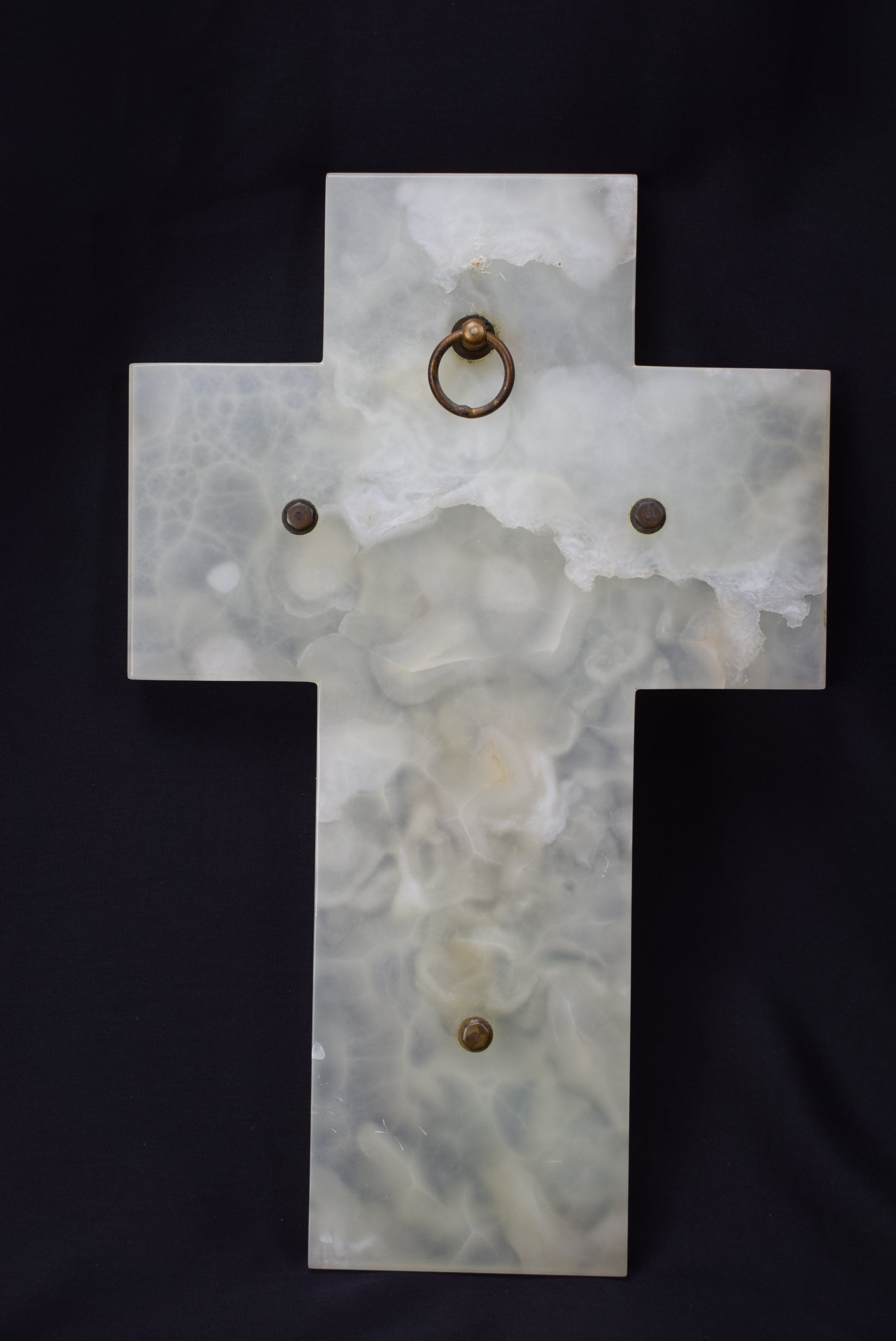 Onyx Crucifix - Charmantiques