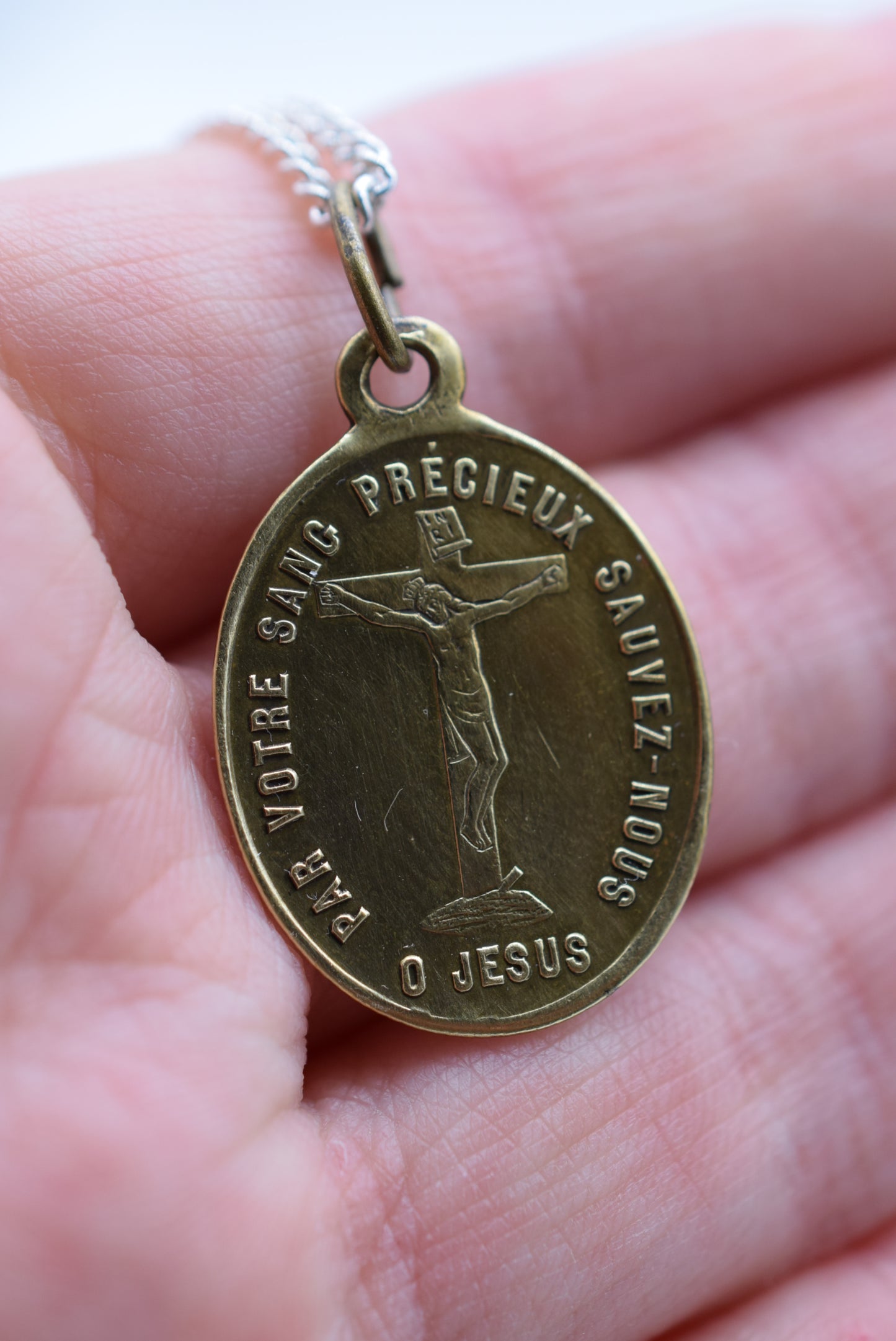 Holy Blood of Jesus Medal Relic