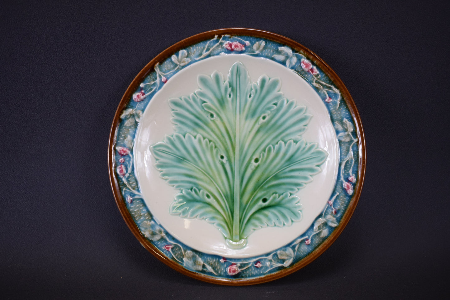 Longchamp Majolica Leaf Plate - Charmantiques