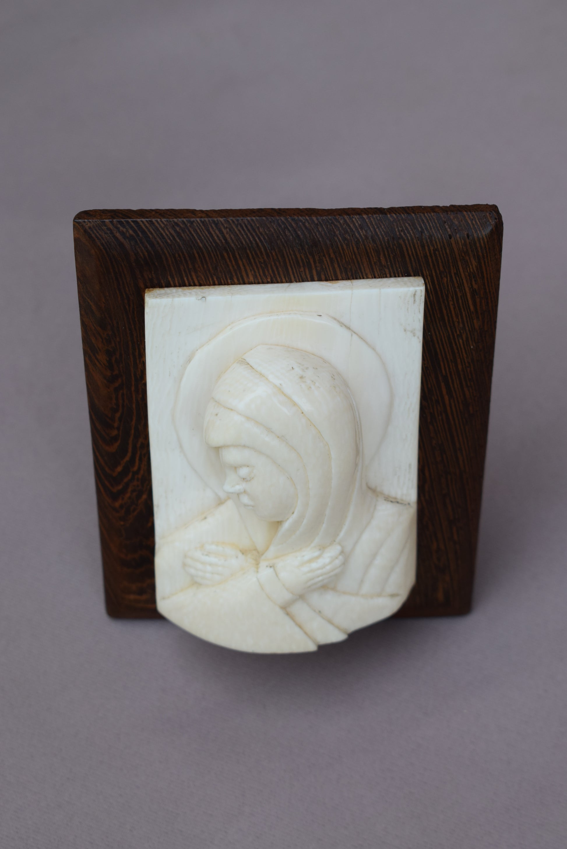 Ivory Mary Portrait - Charmantiques