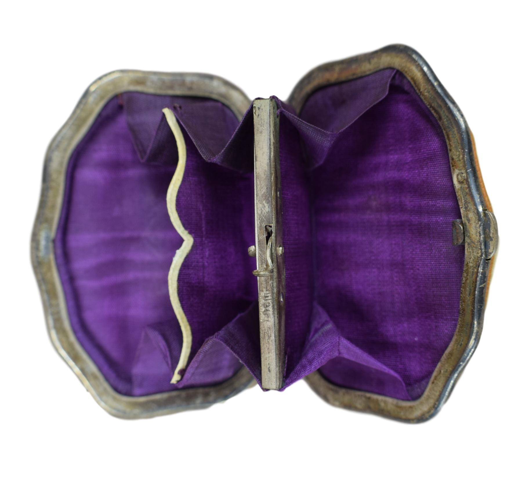 Ivory Coin Purse - Charmantiques