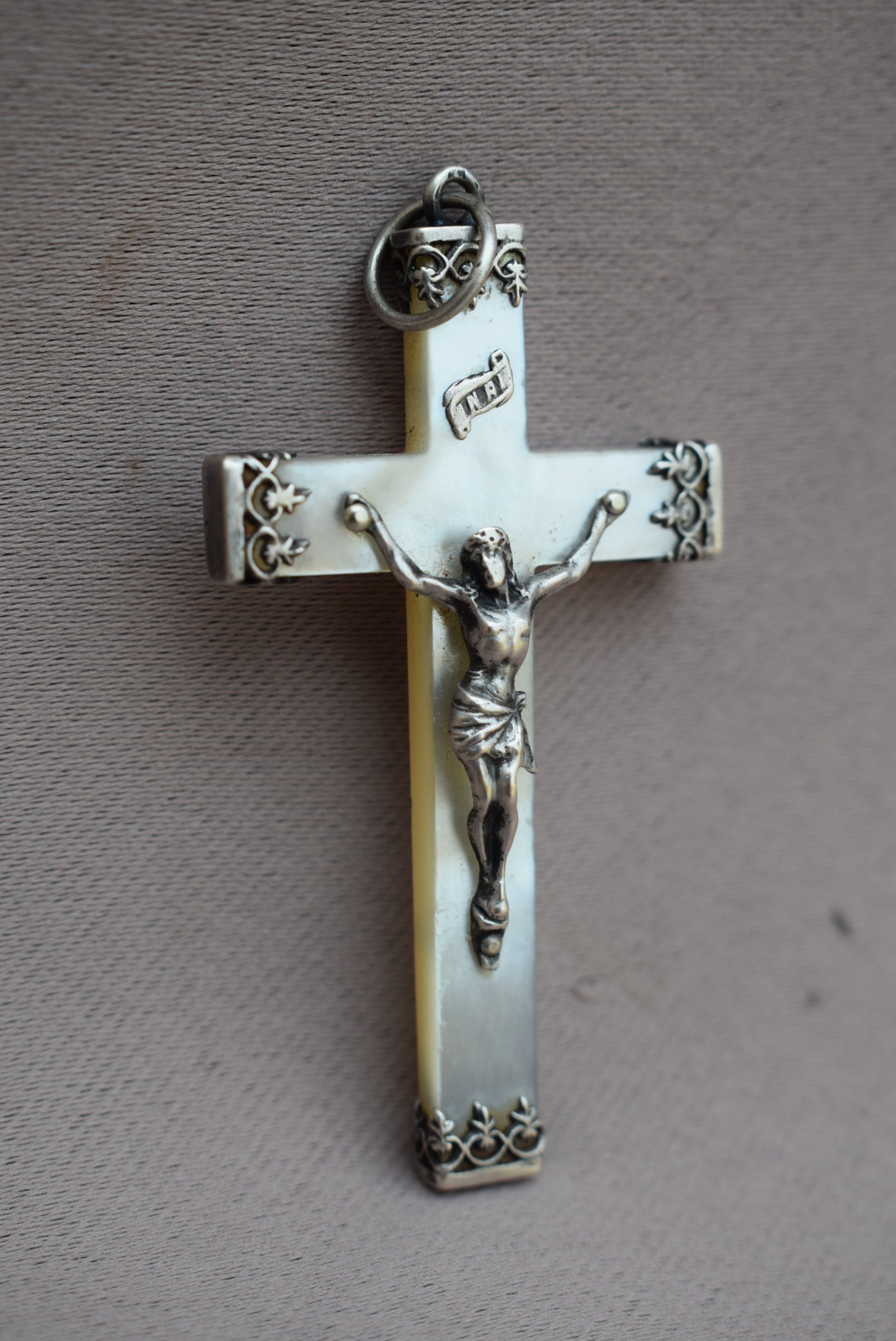 MOP Cross - Charmantiques