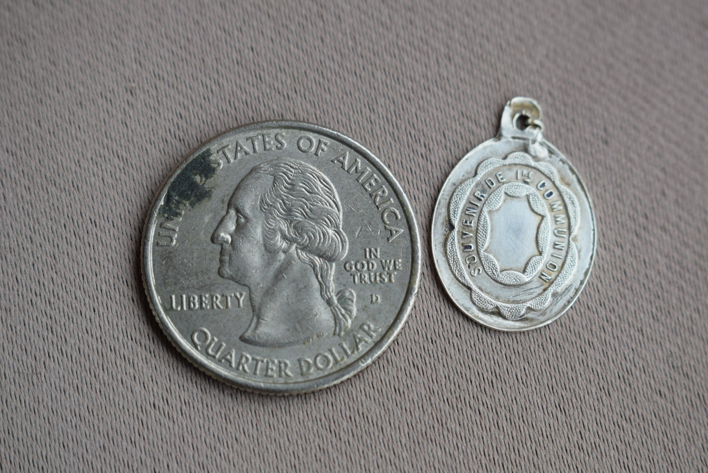 First Communion Medal - Charmantiques