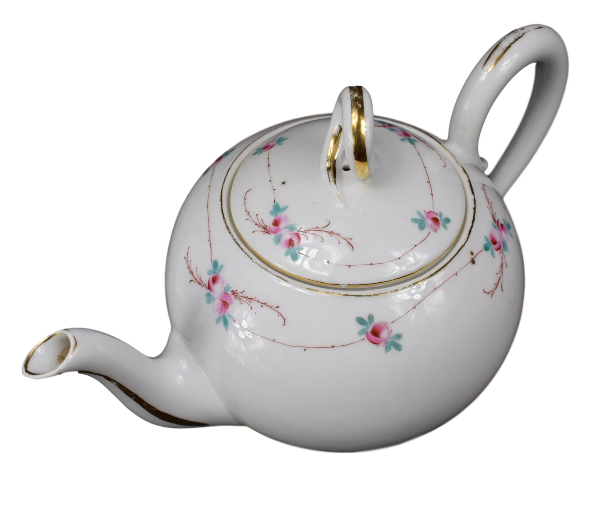19th.C Paris Porcelain Tea Pot - Charmantiques