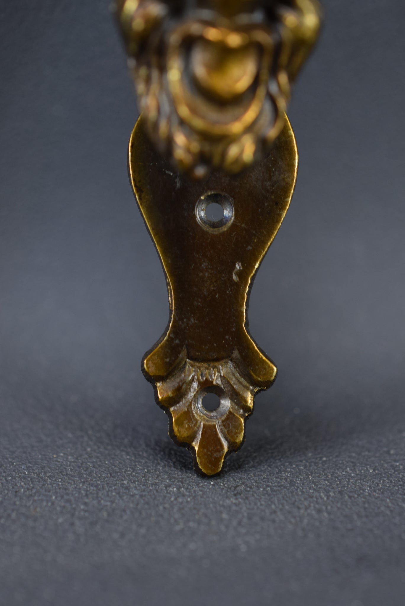 Vintage Bronze Keyhole