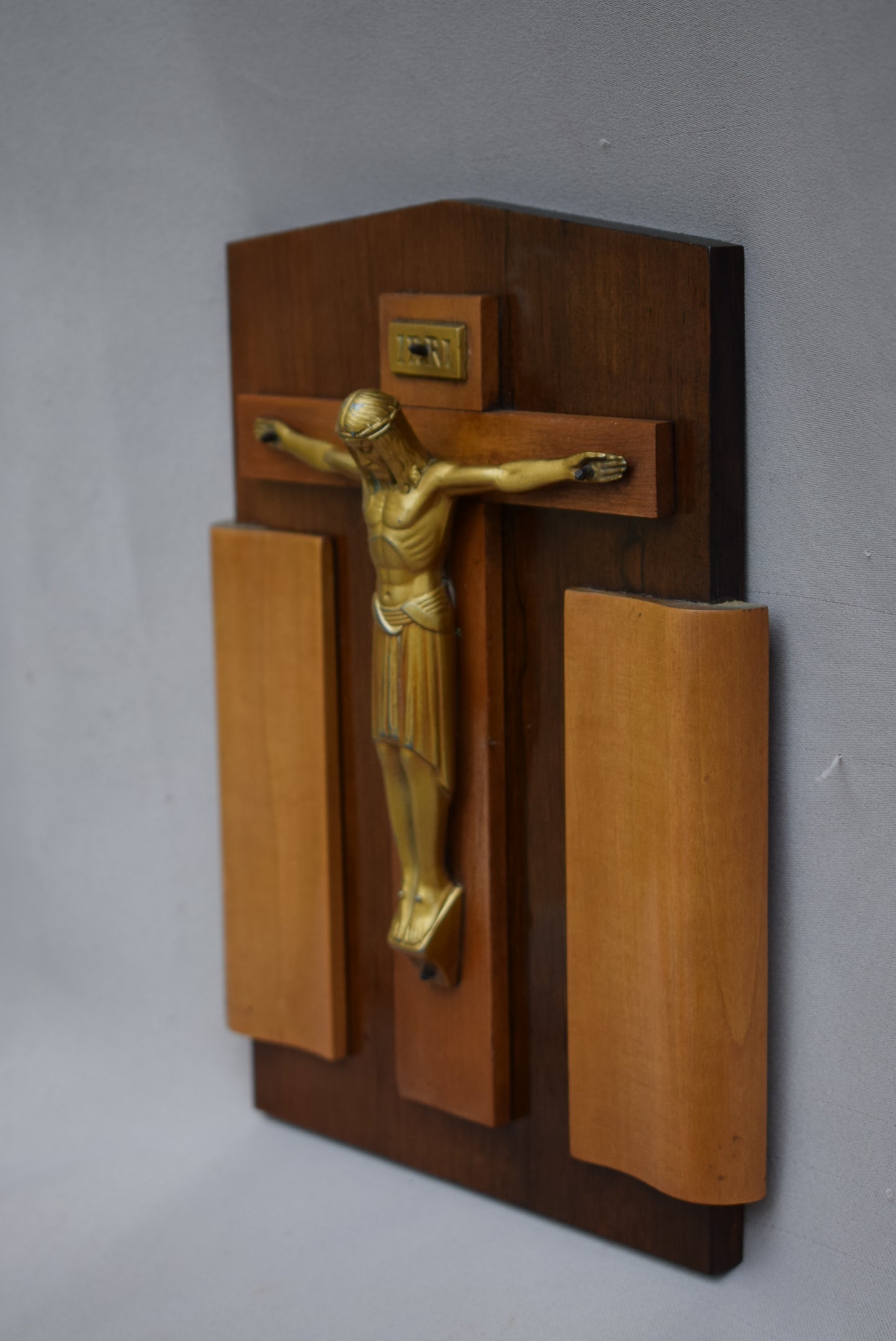 Modernist Wall Cross - Charmantiques