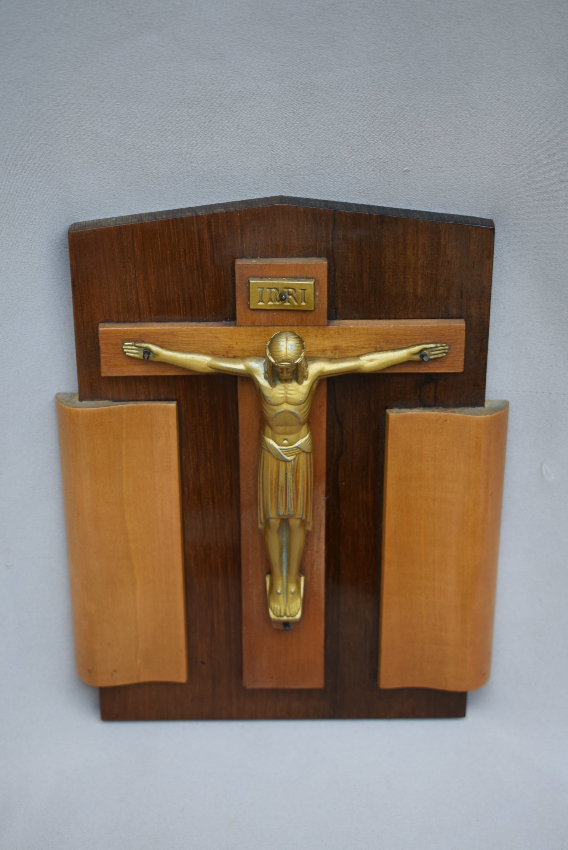 Modernist Wall Cross - Charmantiques