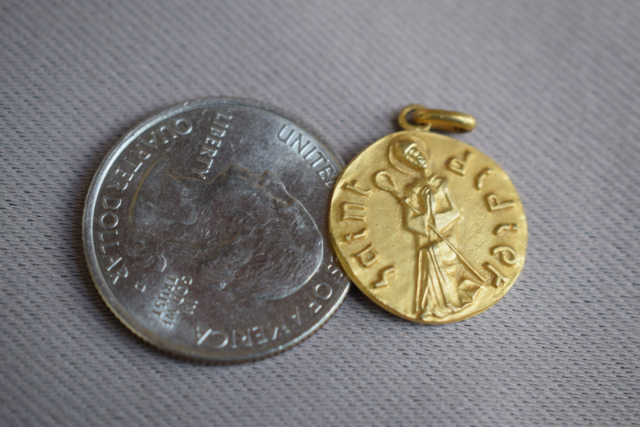 Saint Didier Medal - Charmantiques